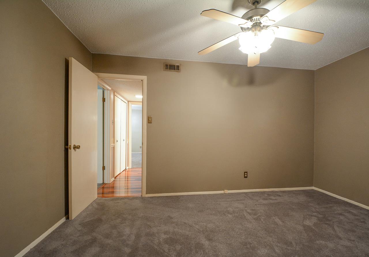 TIMBER RIDGE - Residential