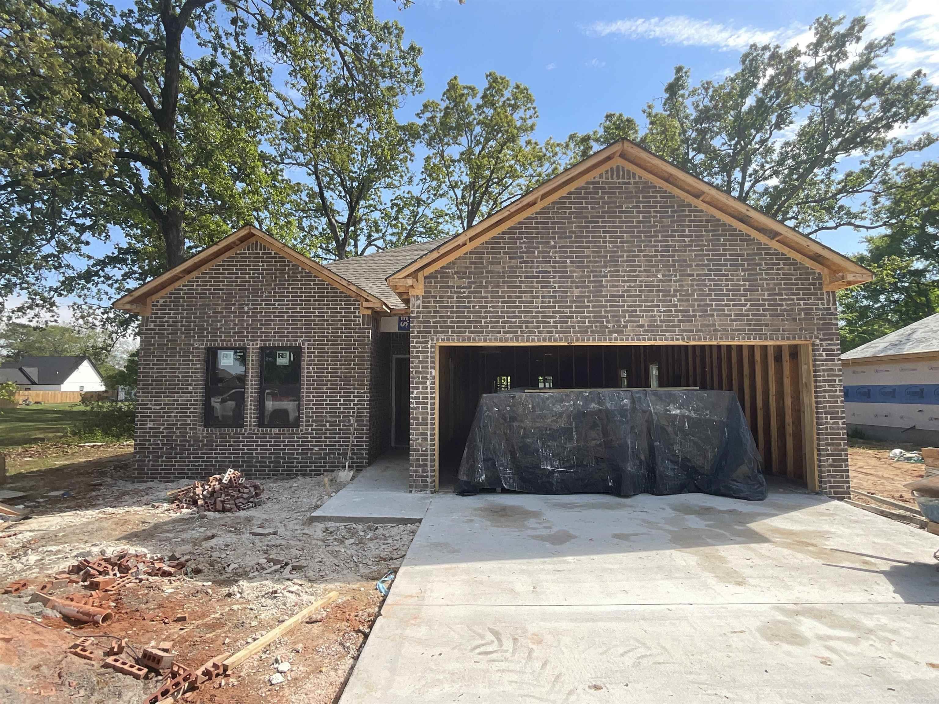 MCGEE MEADOWS - Residential