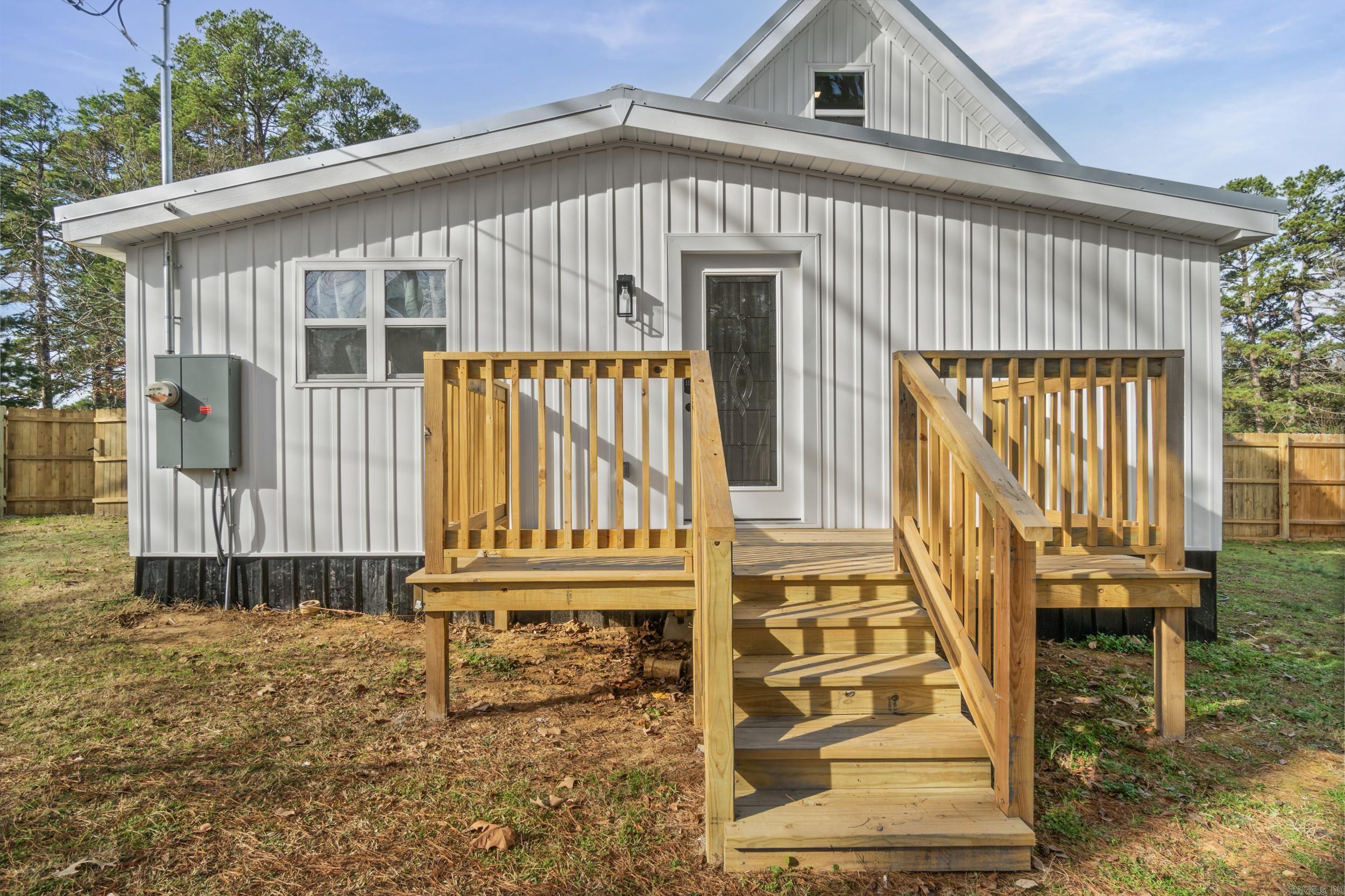 Metes & Bounds - Residential