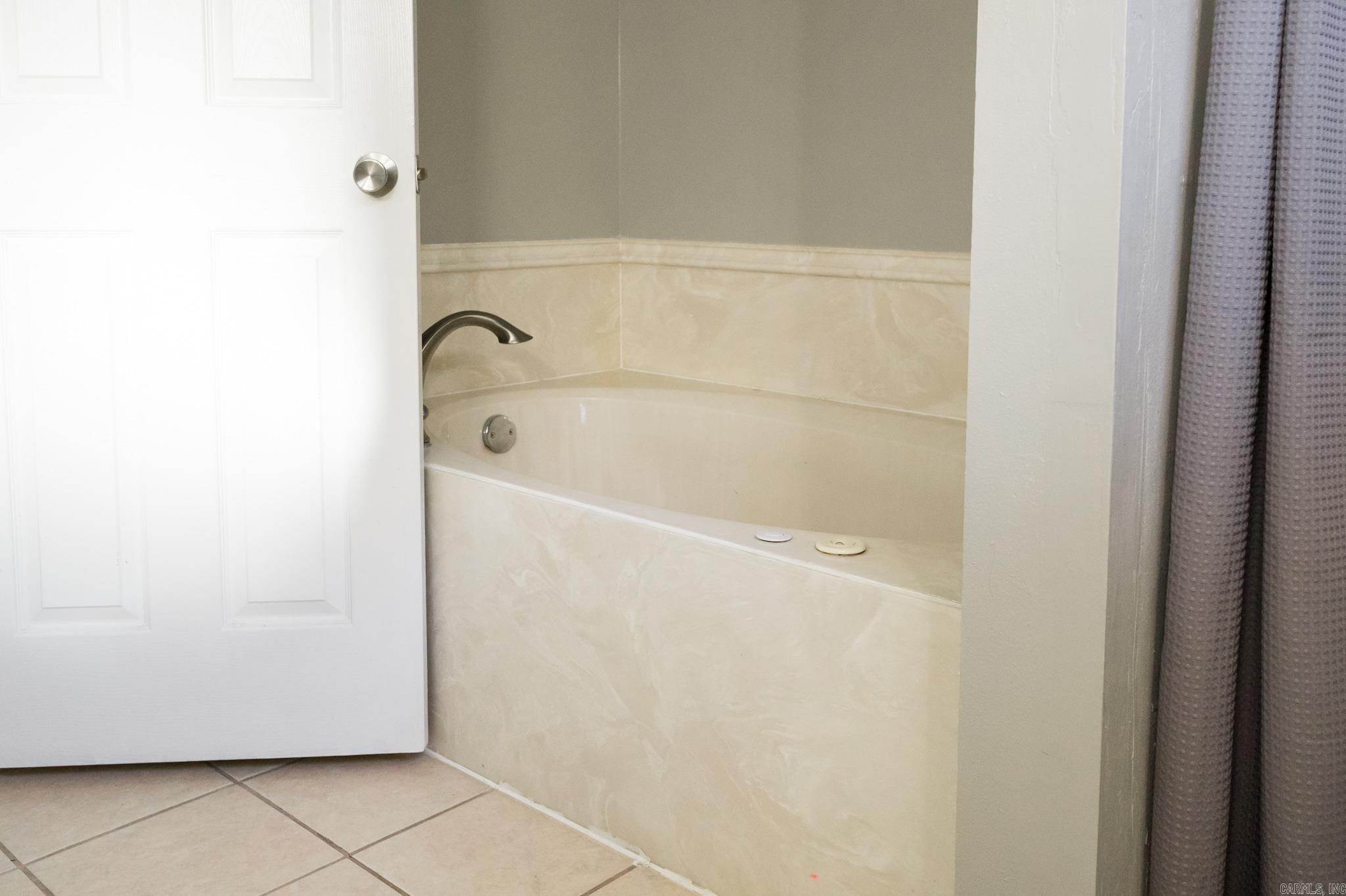 Glenn Abbey Phase I - Residential