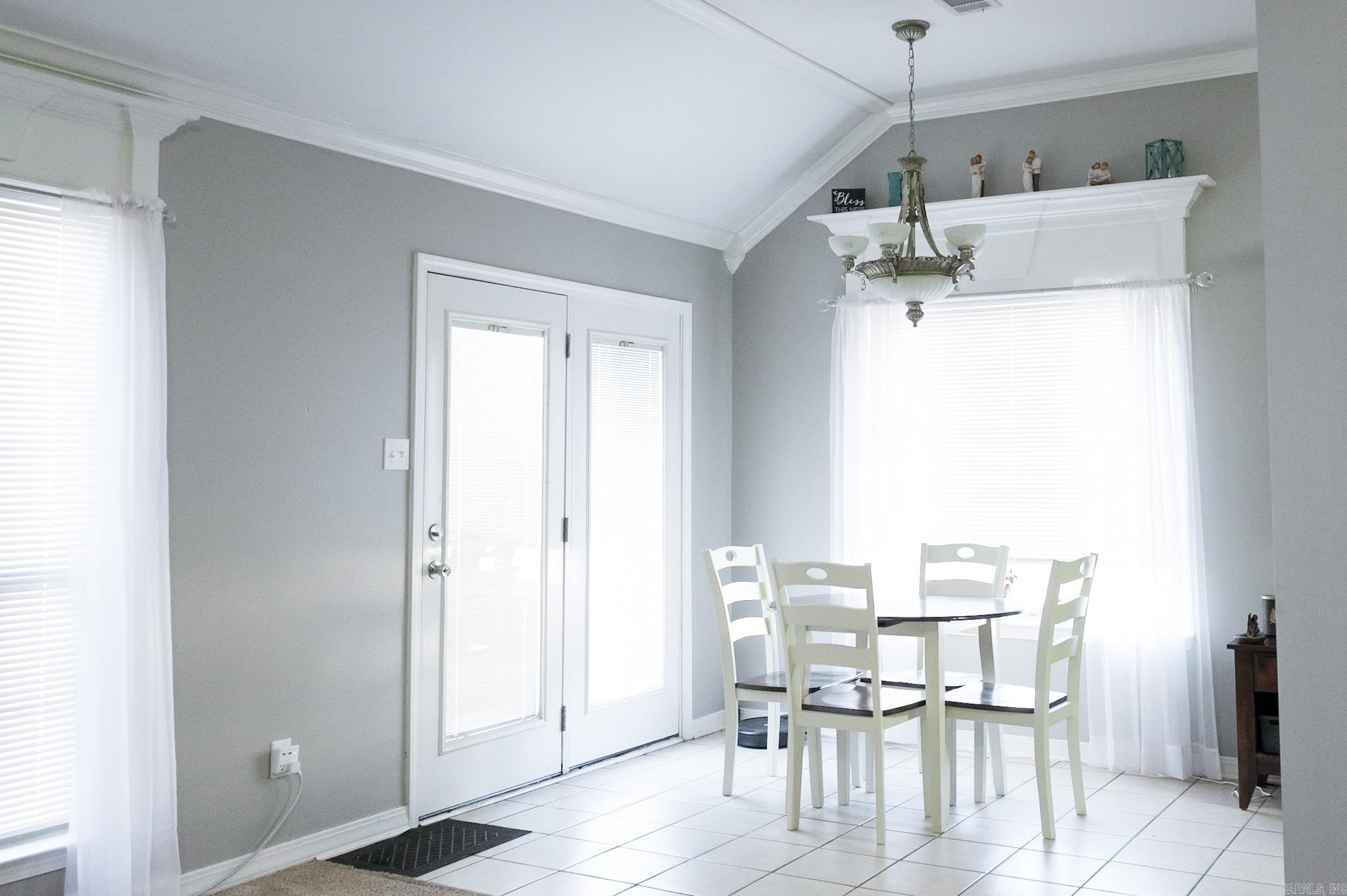 Glenn Abbey Phase I - Residential