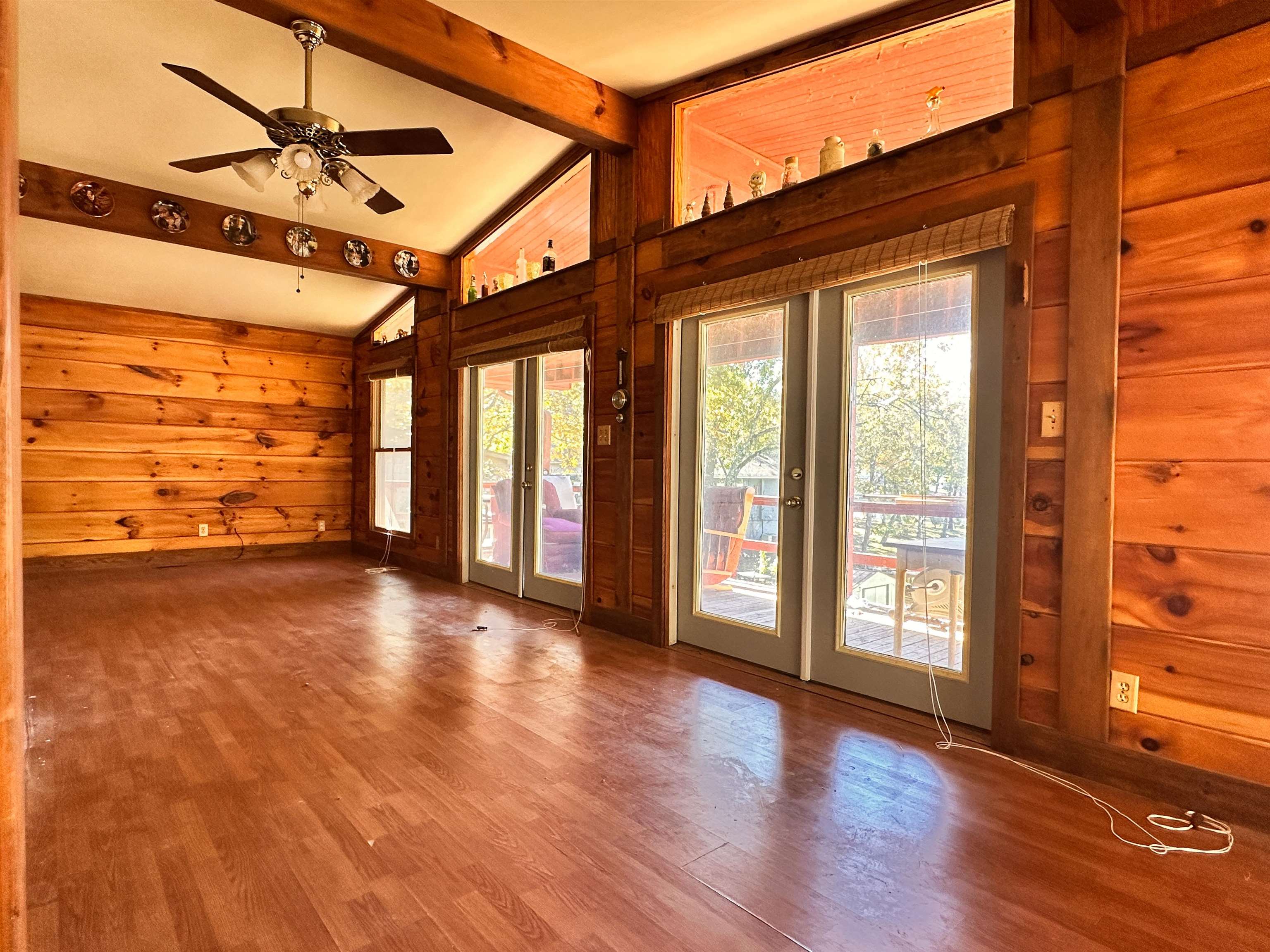 EAST LAKE - Residential