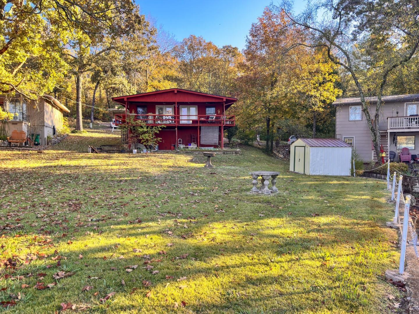 EAST LAKE - Residential