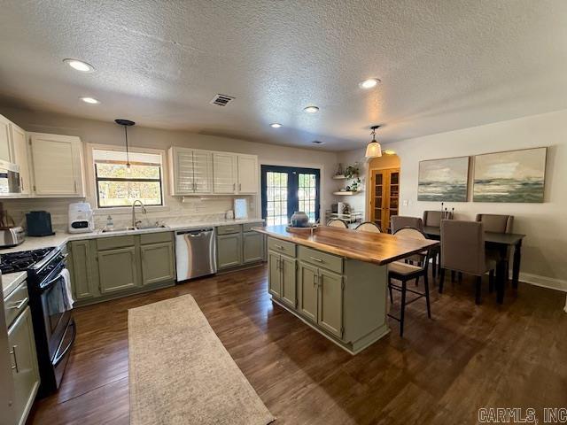 QUAIL VALLEY ESTS - Residential