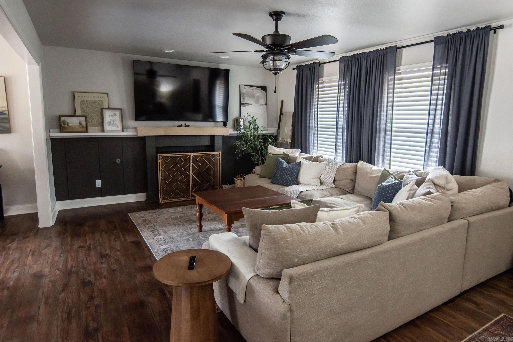 QUAIL VALLEY ESTS - Residential