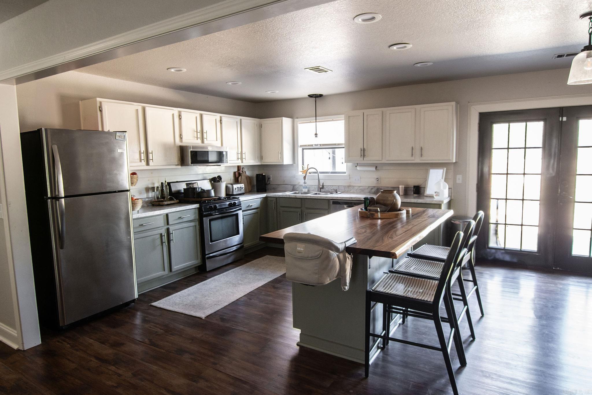 QUAIL VALLEY ESTS - Residential