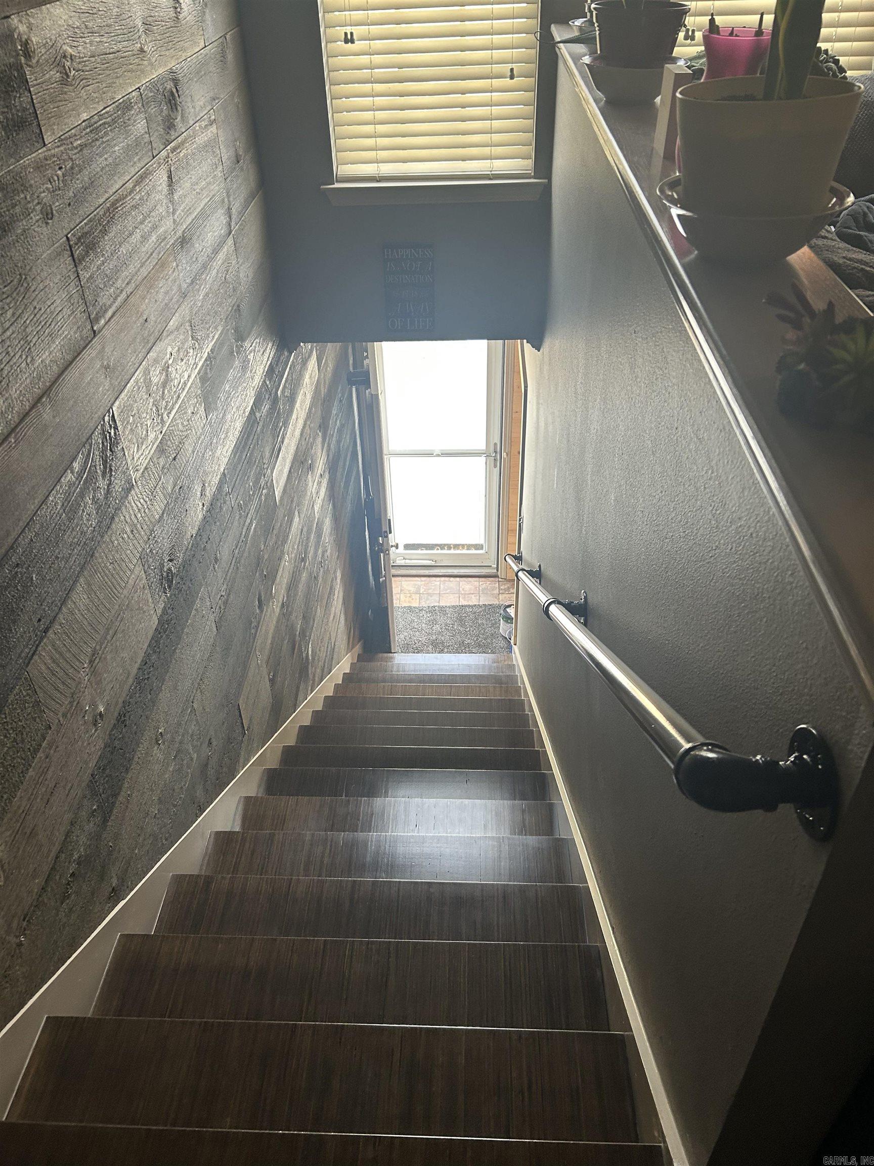 CARRIAGE COURTS - Residential