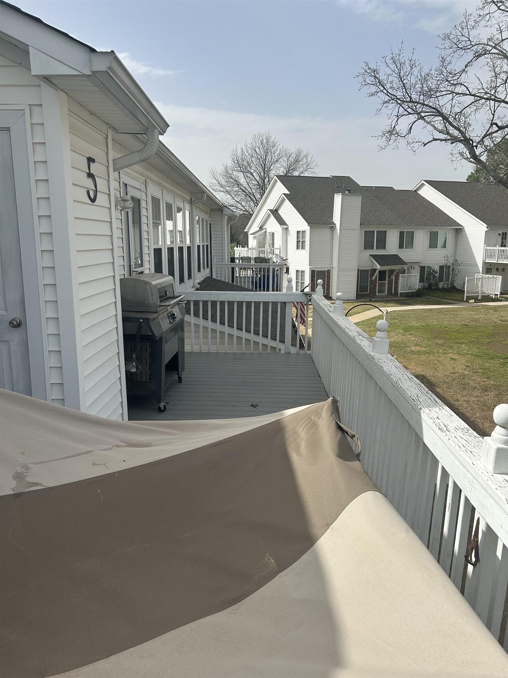 CARRIAGE COURTS - Residential