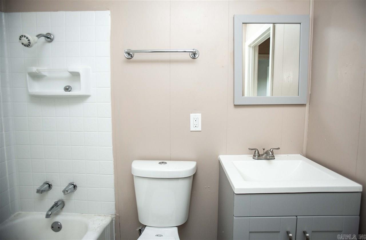 Rose City - Residential Lease