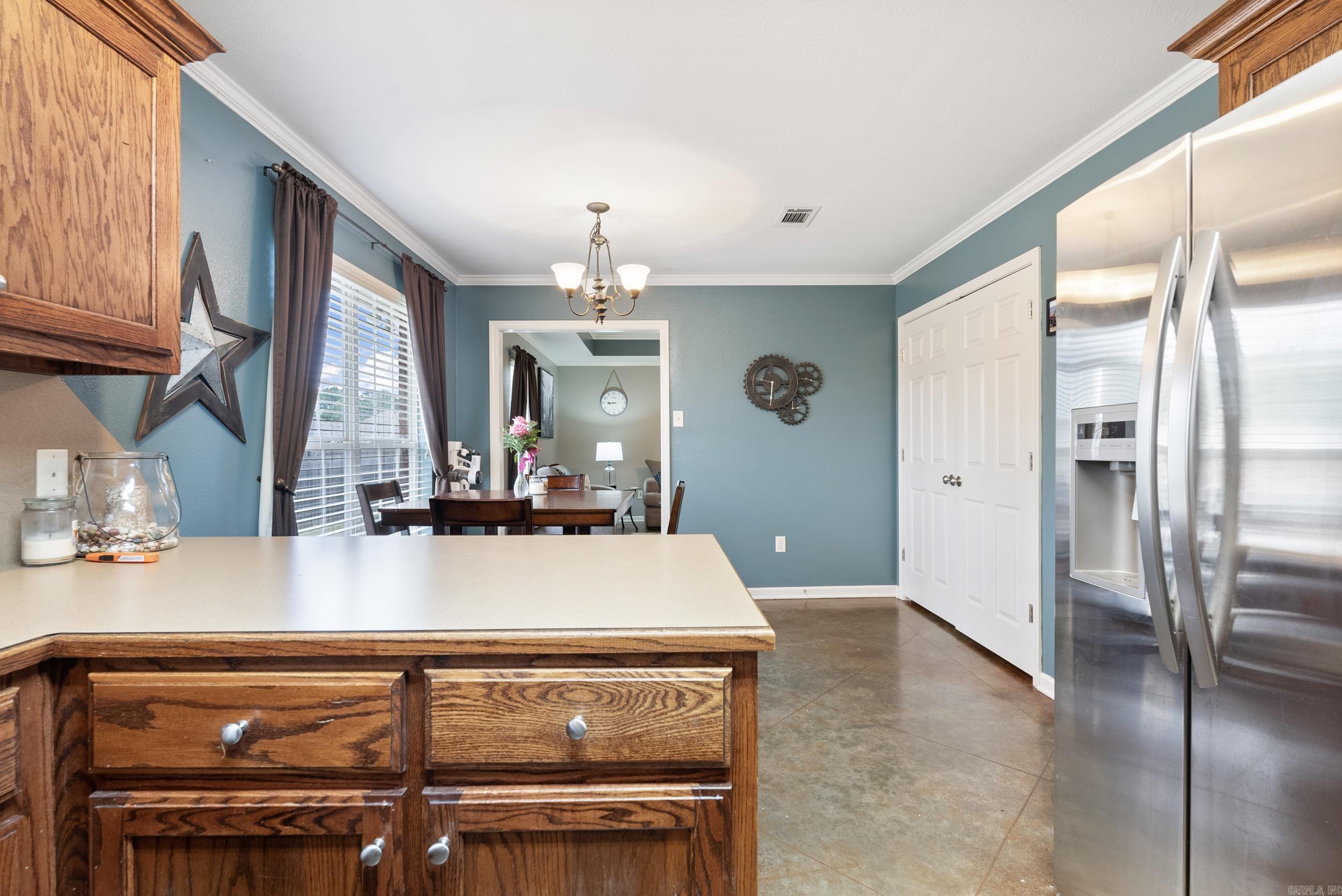 HUNTER HEIGHTS - Residential