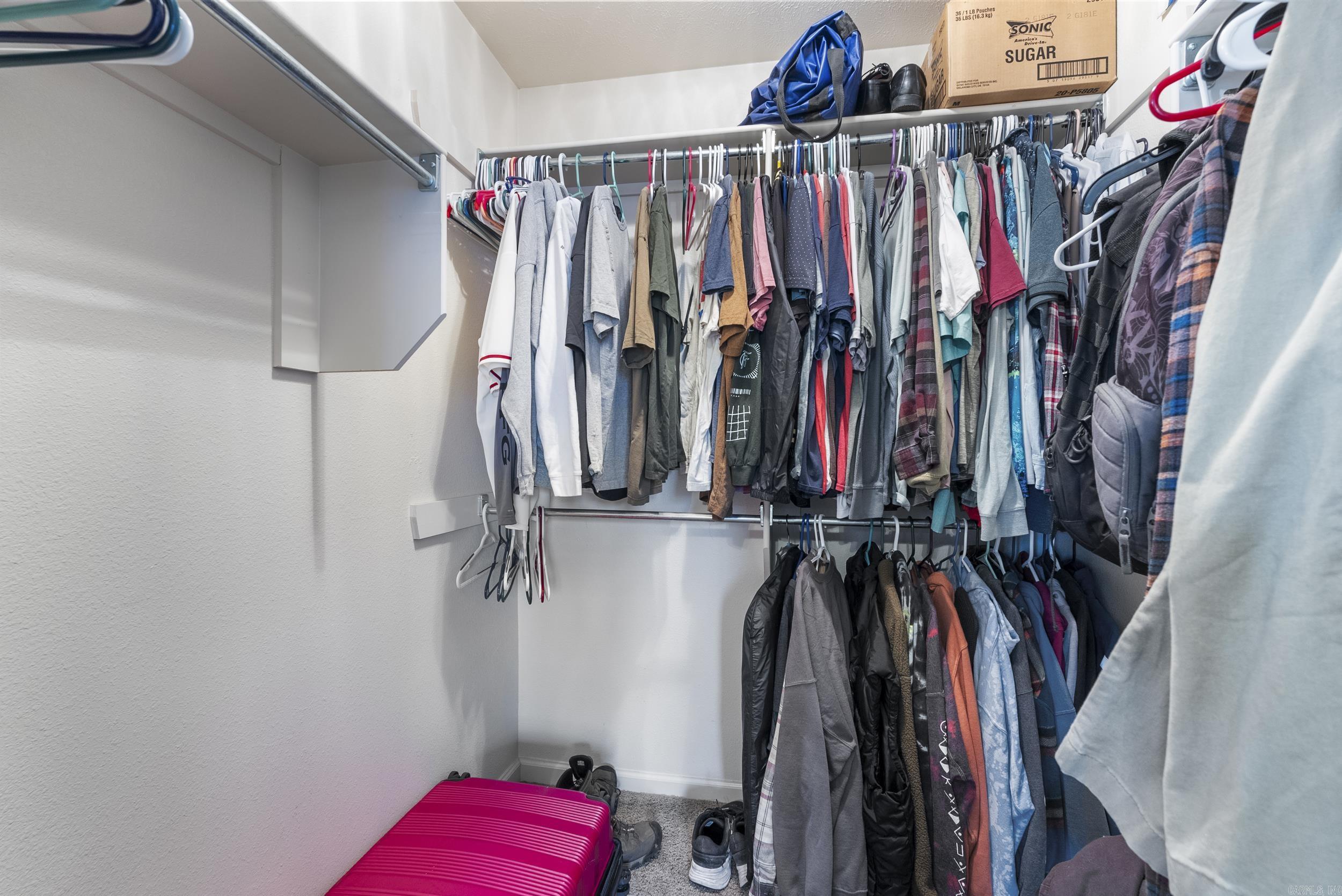 HUNTER HEIGHTS - Residential