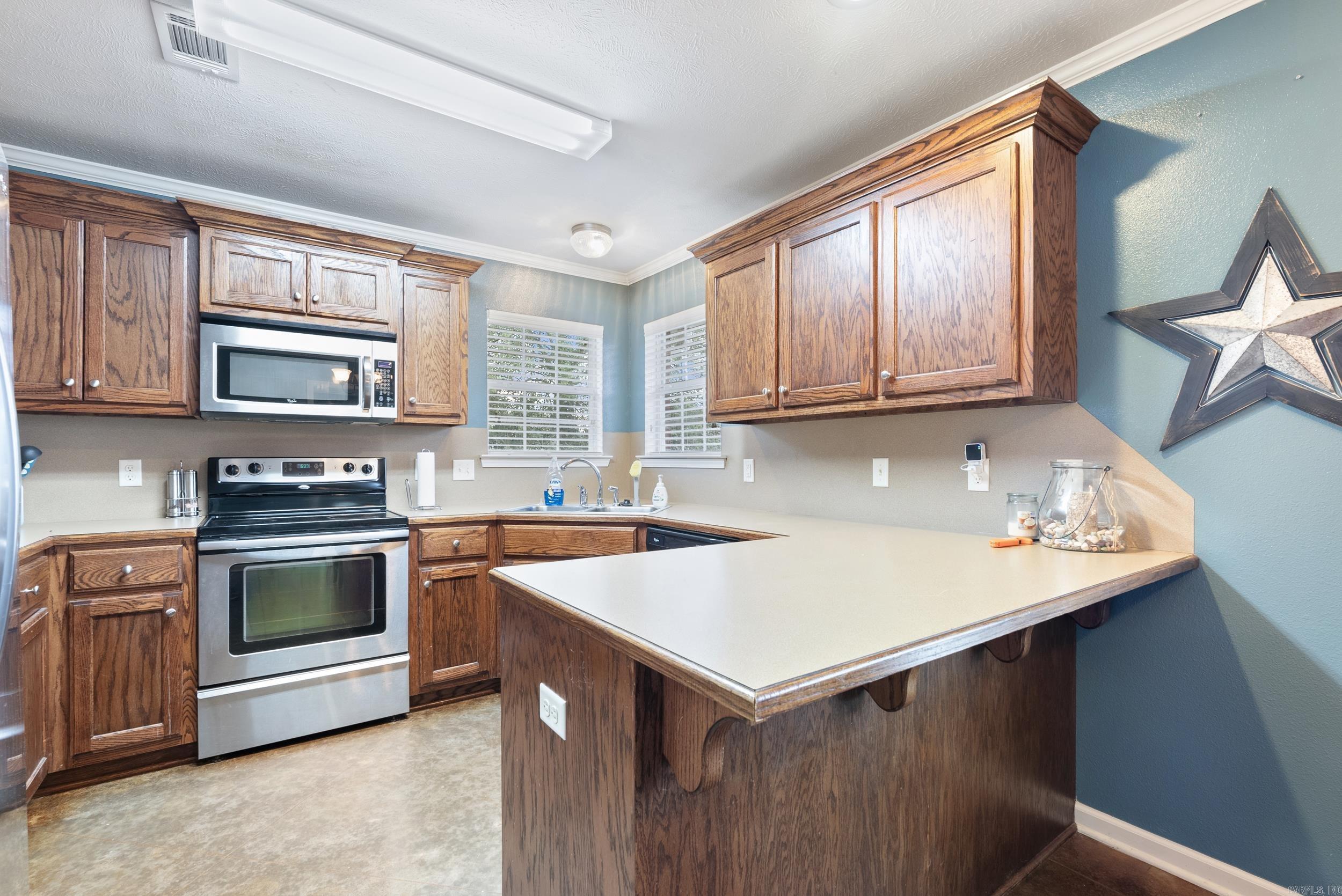 HUNTER HEIGHTS - Residential