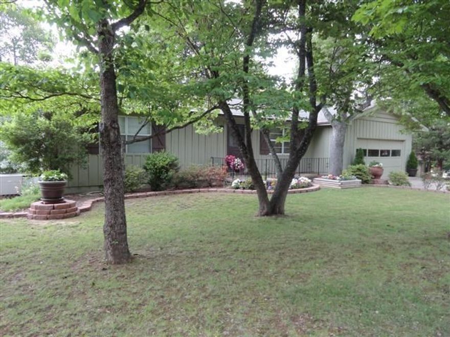 2 br 2 ba on half acre lot.