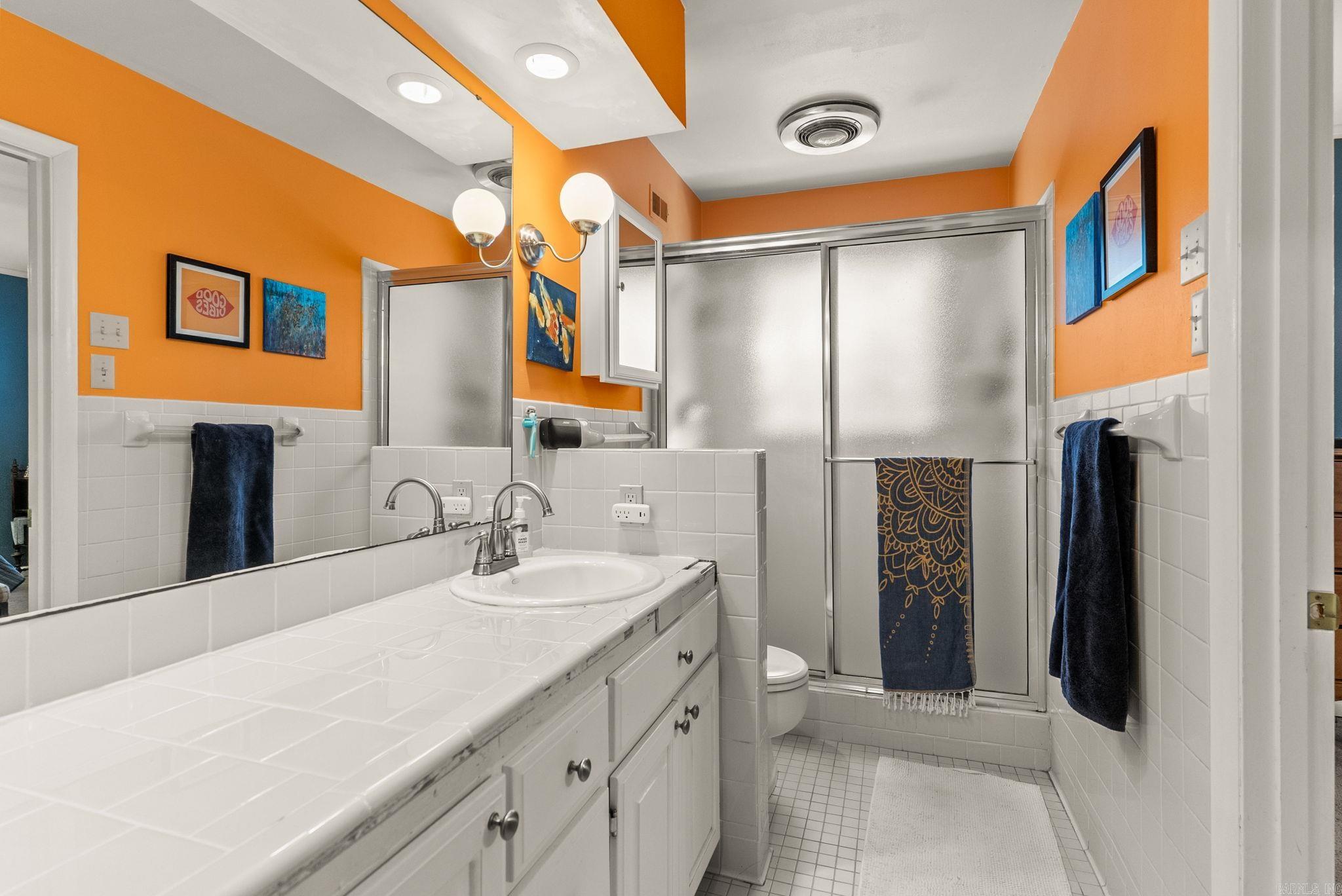 LEAWOOD HEIGHTS - Residential