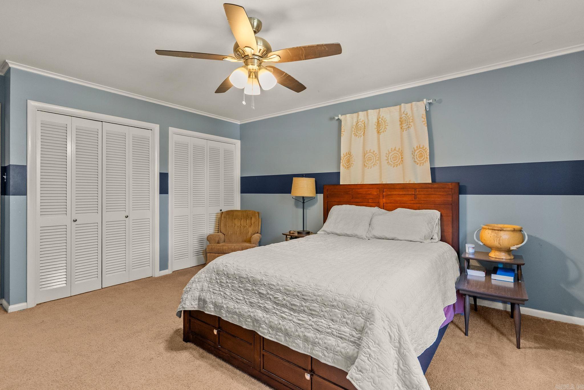 LEAWOOD HEIGHTS - Residential