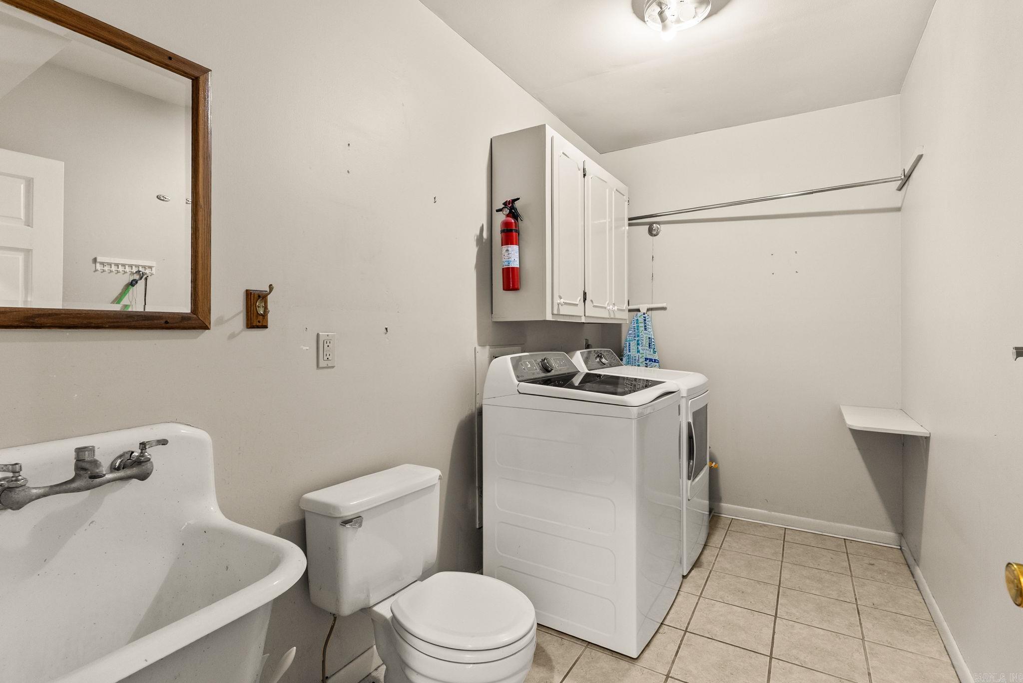 LEAWOOD HEIGHTS - Residential