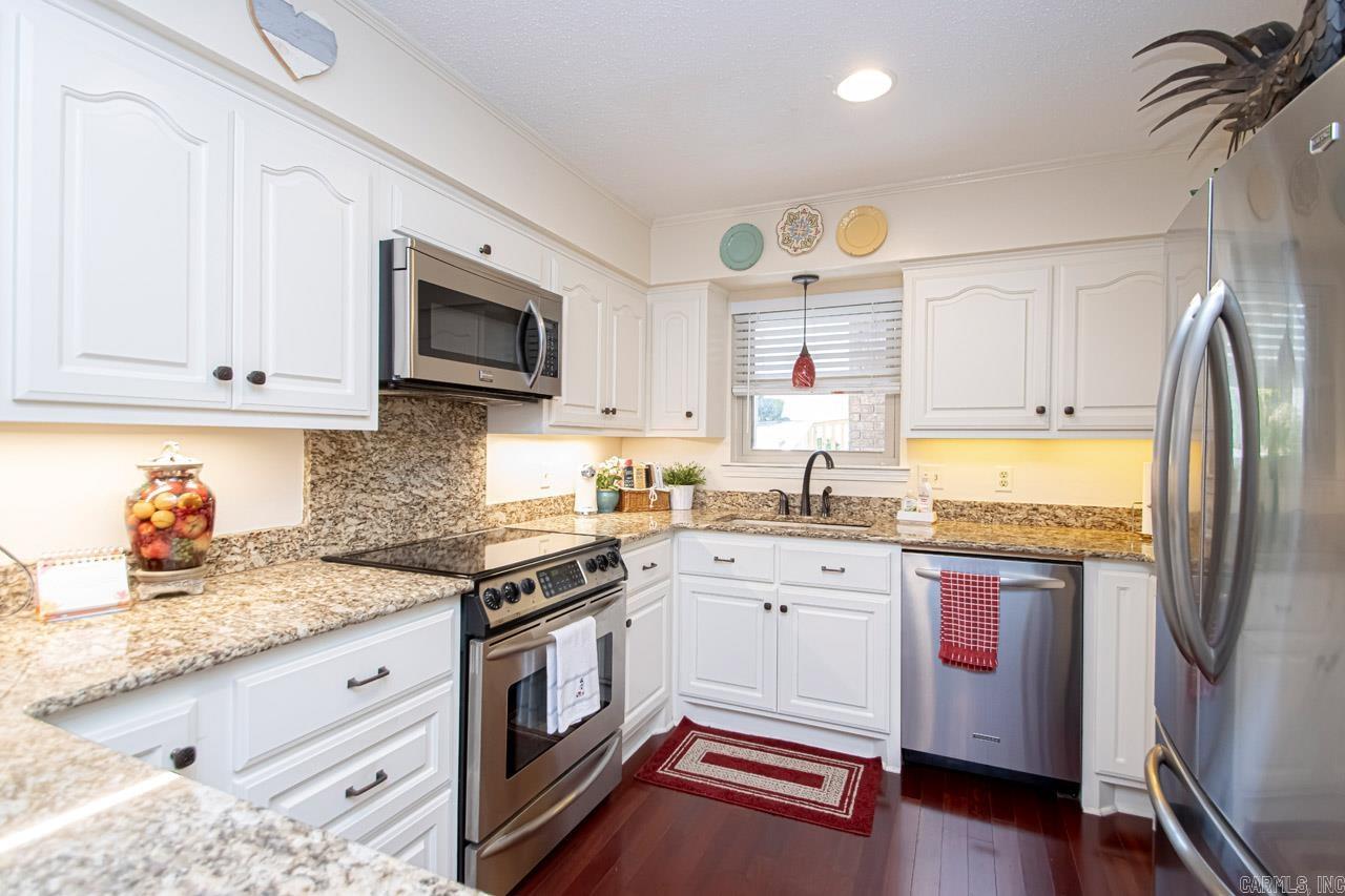 INDIAN HILLS TOWN HOMES - Residential