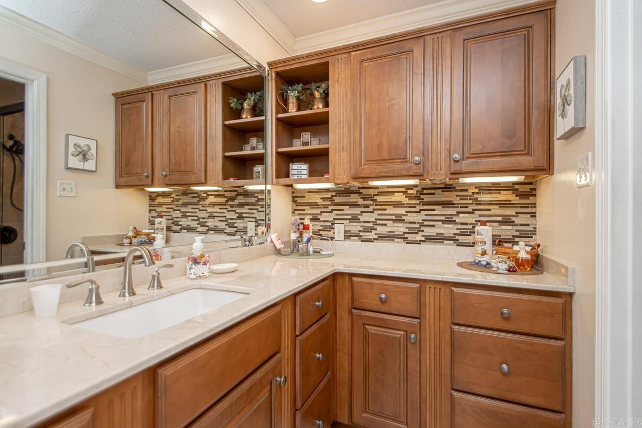 INDIAN HILLS TOWN HOMES - Residential