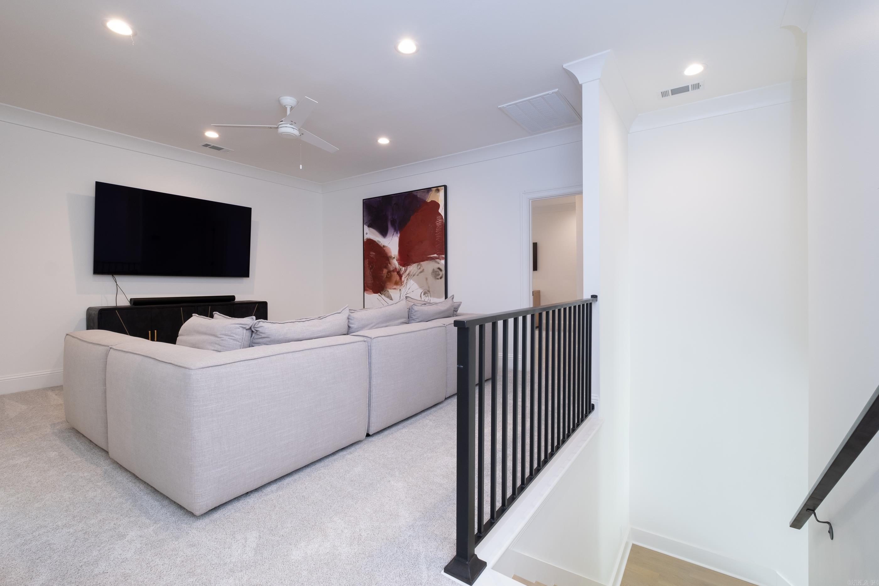 CHENAL VALLEY "FALSTONE COURT" - Residential