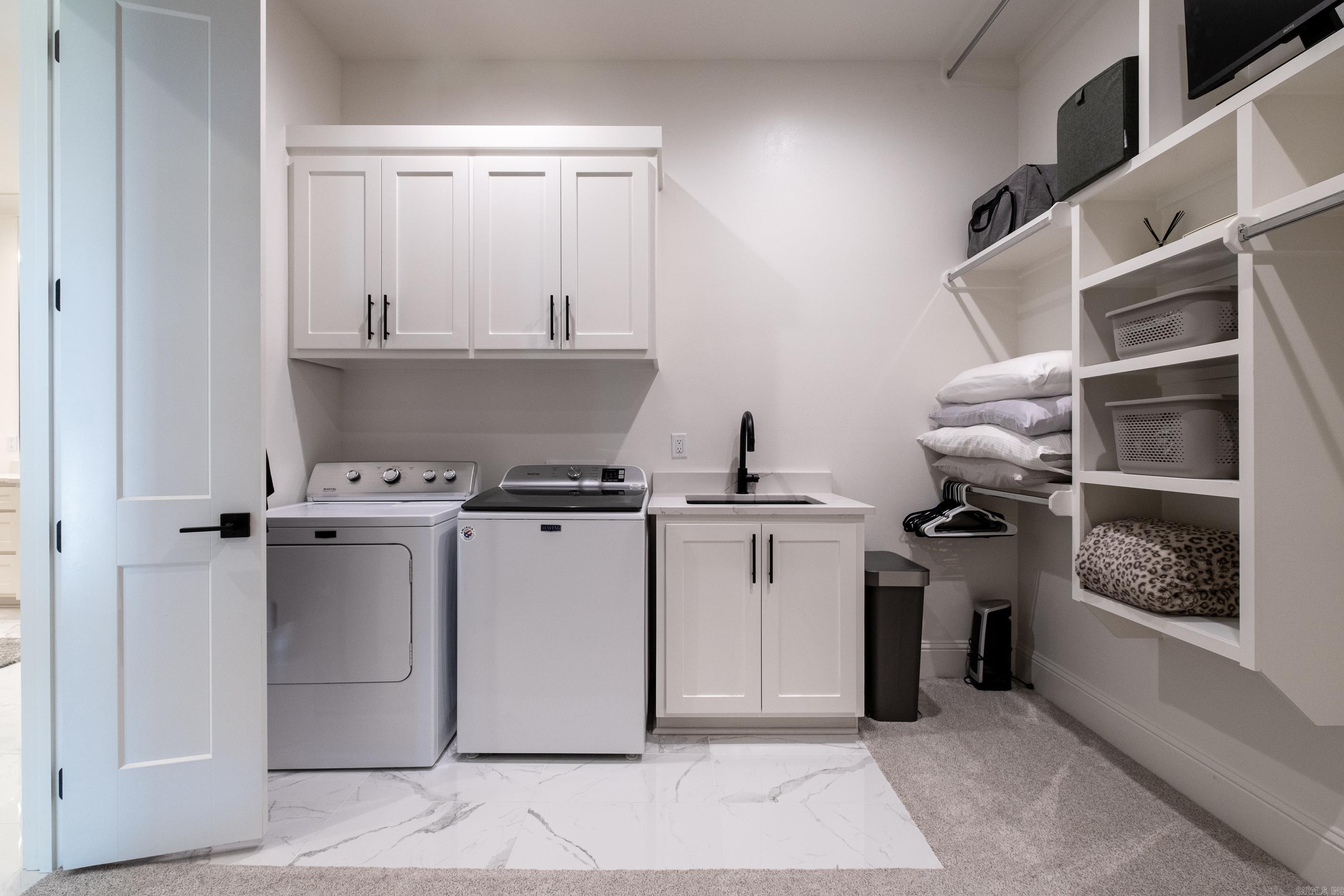 CHENAL VALLEY "FALSTONE COURT" - Residential