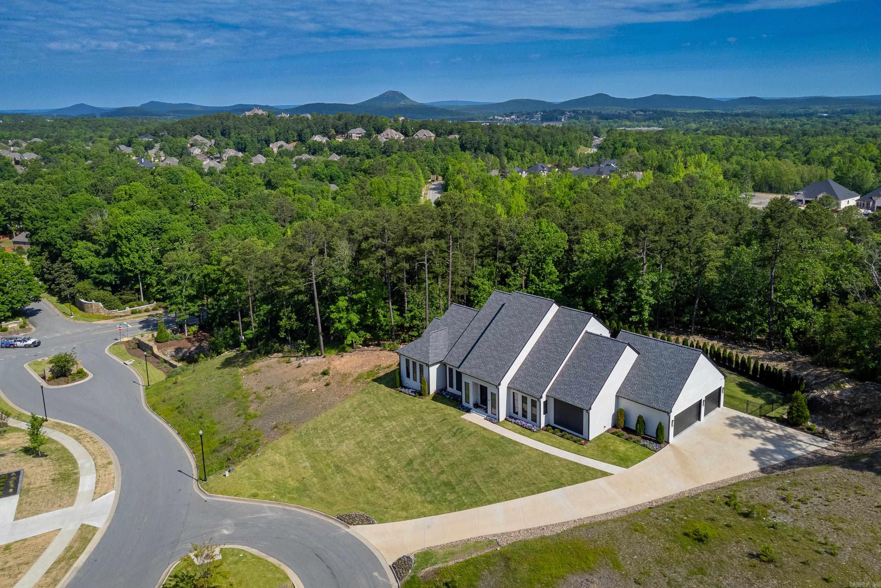 CHENAL VALLEY "FALSTONE COURT" - Residential