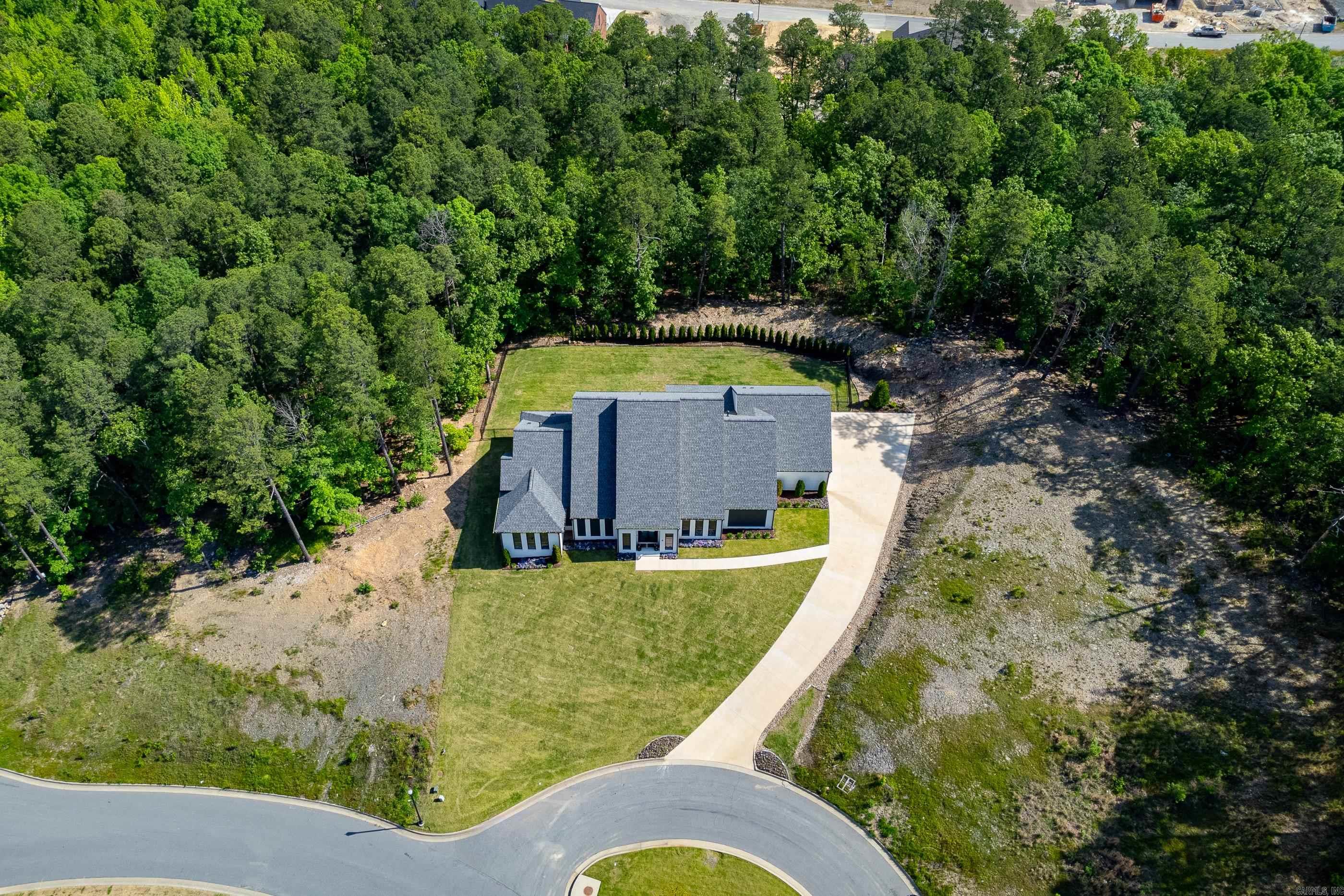 CHENAL VALLEY "FALSTONE COURT" - Residential