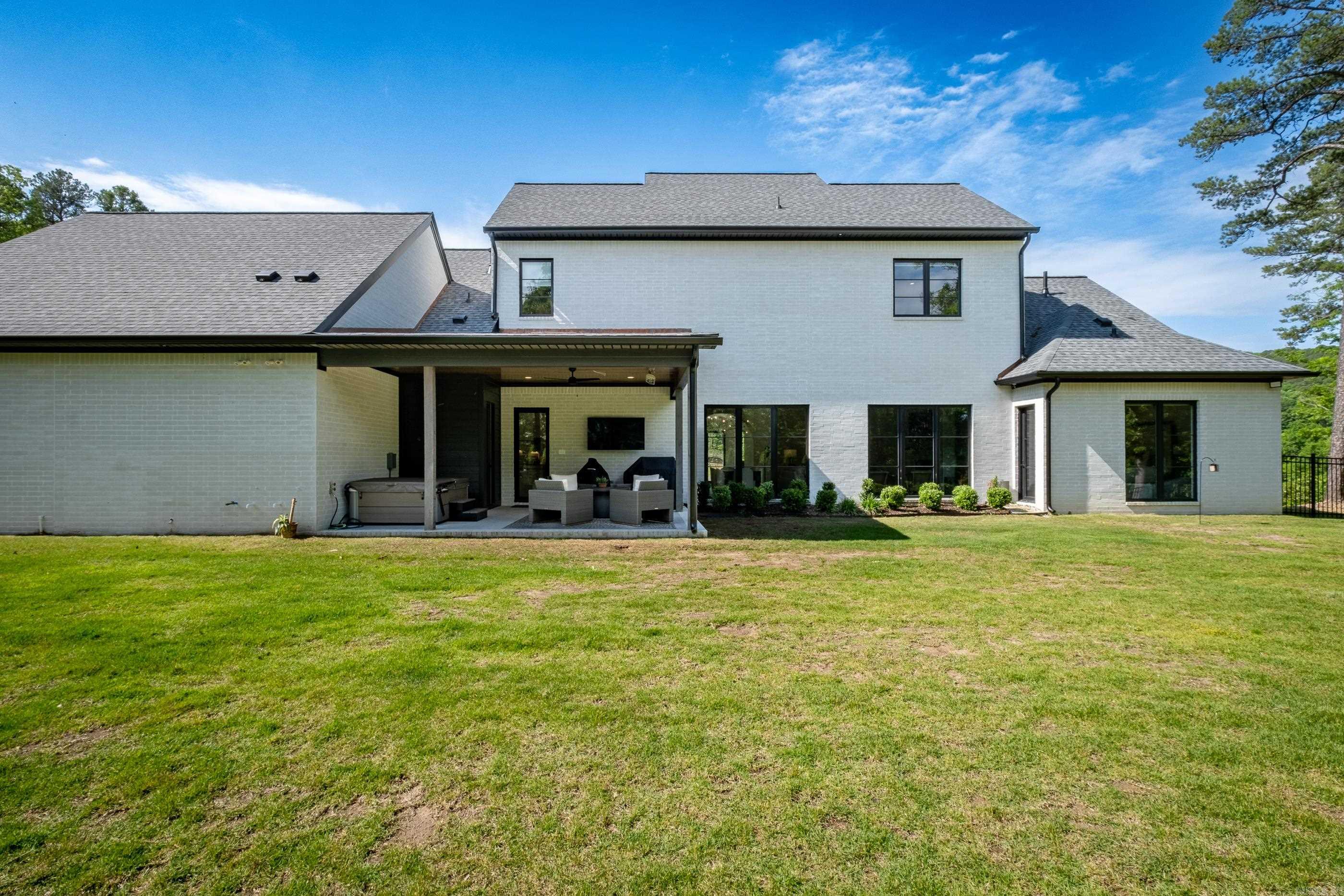 CHENAL VALLEY "FALSTONE COURT" - Residential