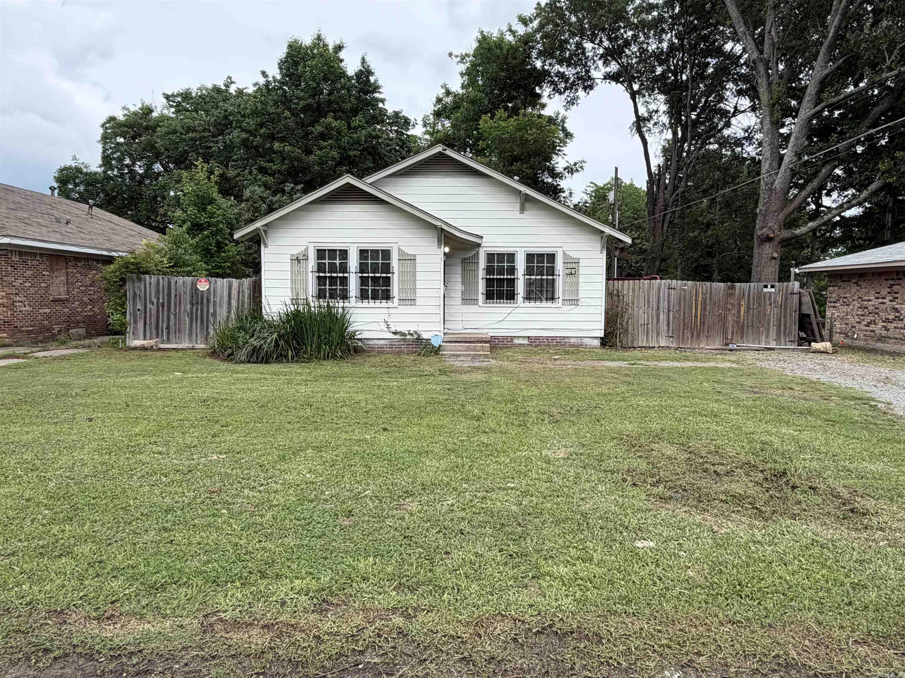 AUSTIN & TAYLOR ADDITION - Residential
