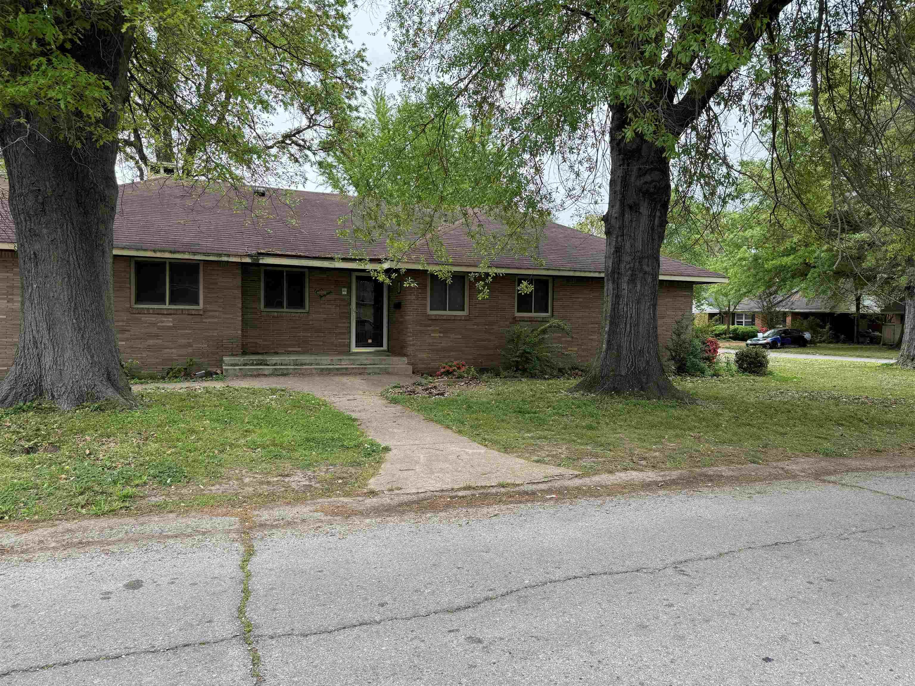 Country Club Area - Residential