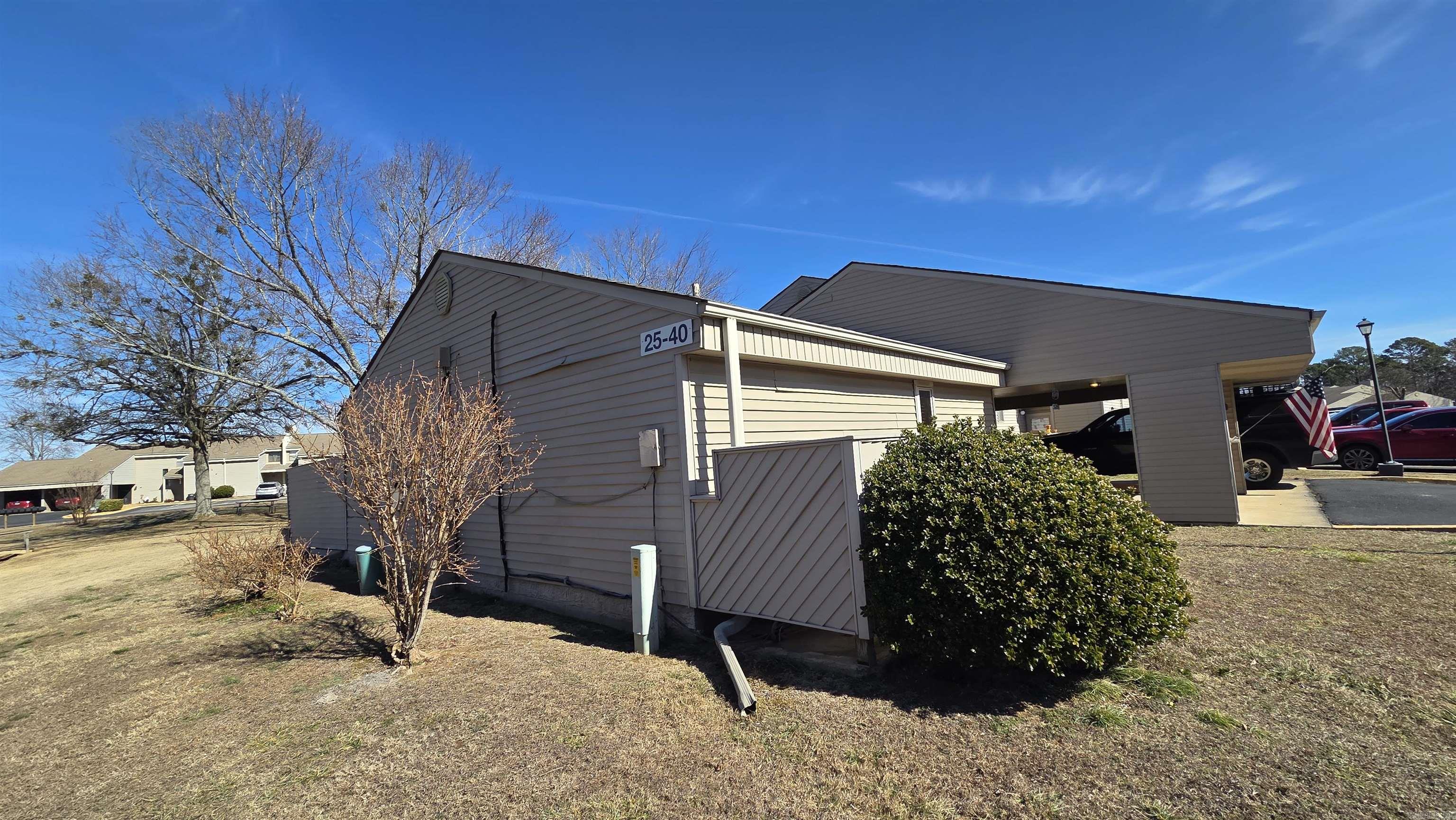 Lakewood Hills Condo - Residential