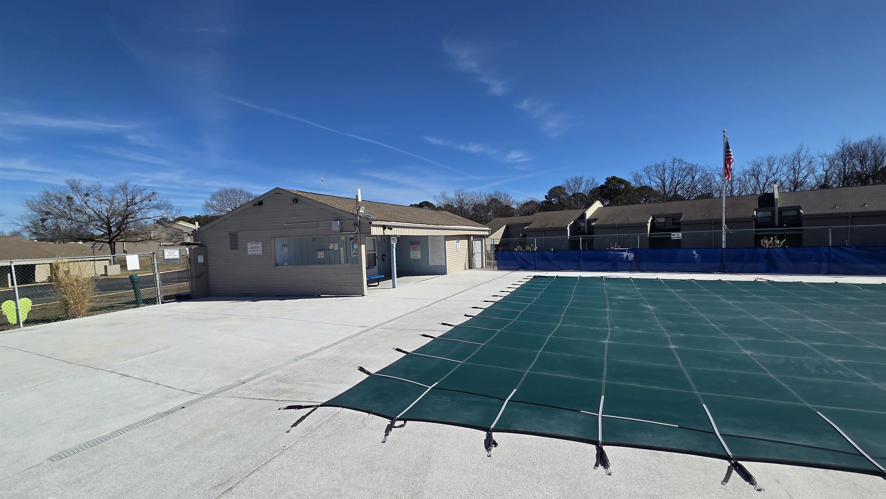 Lakewood Hills Condo - Residential