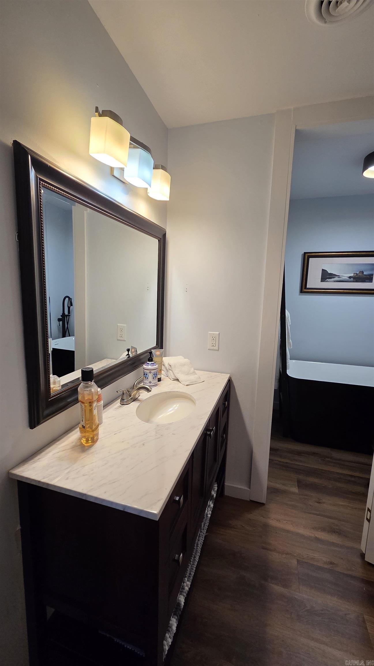 Lakewood Hills Condo - Residential