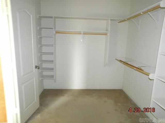 MILLERS CROSSING - Residential