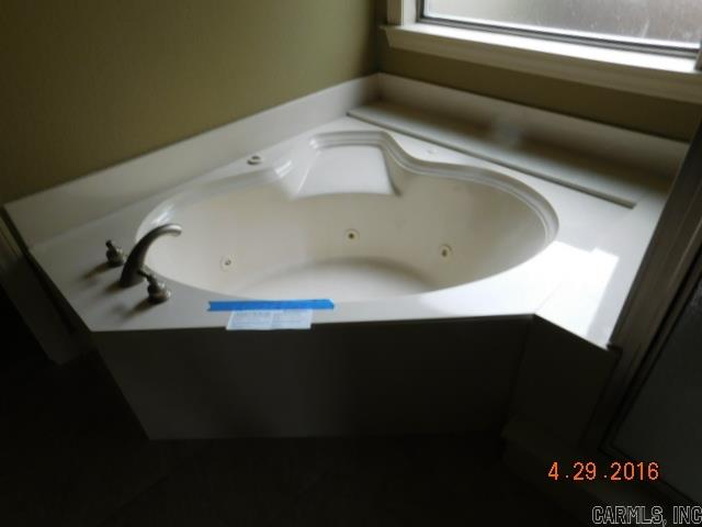 MILLERS CROSSING - Residential