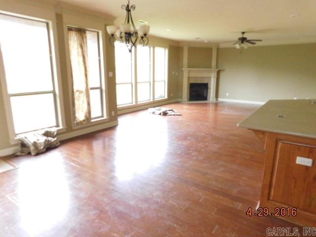 MILLERS CROSSING - Residential