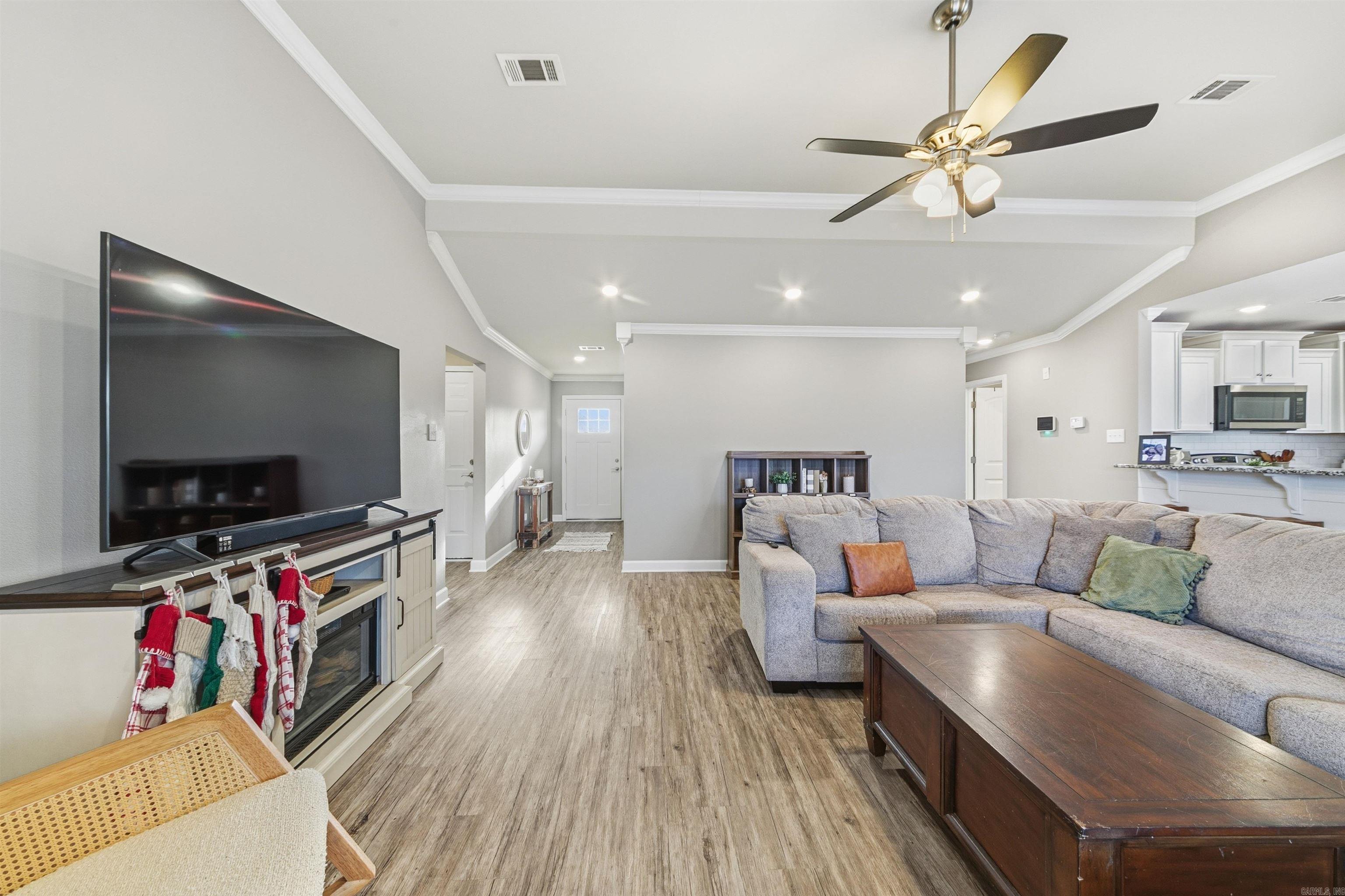 DEERFIELD ESTATES - Residential