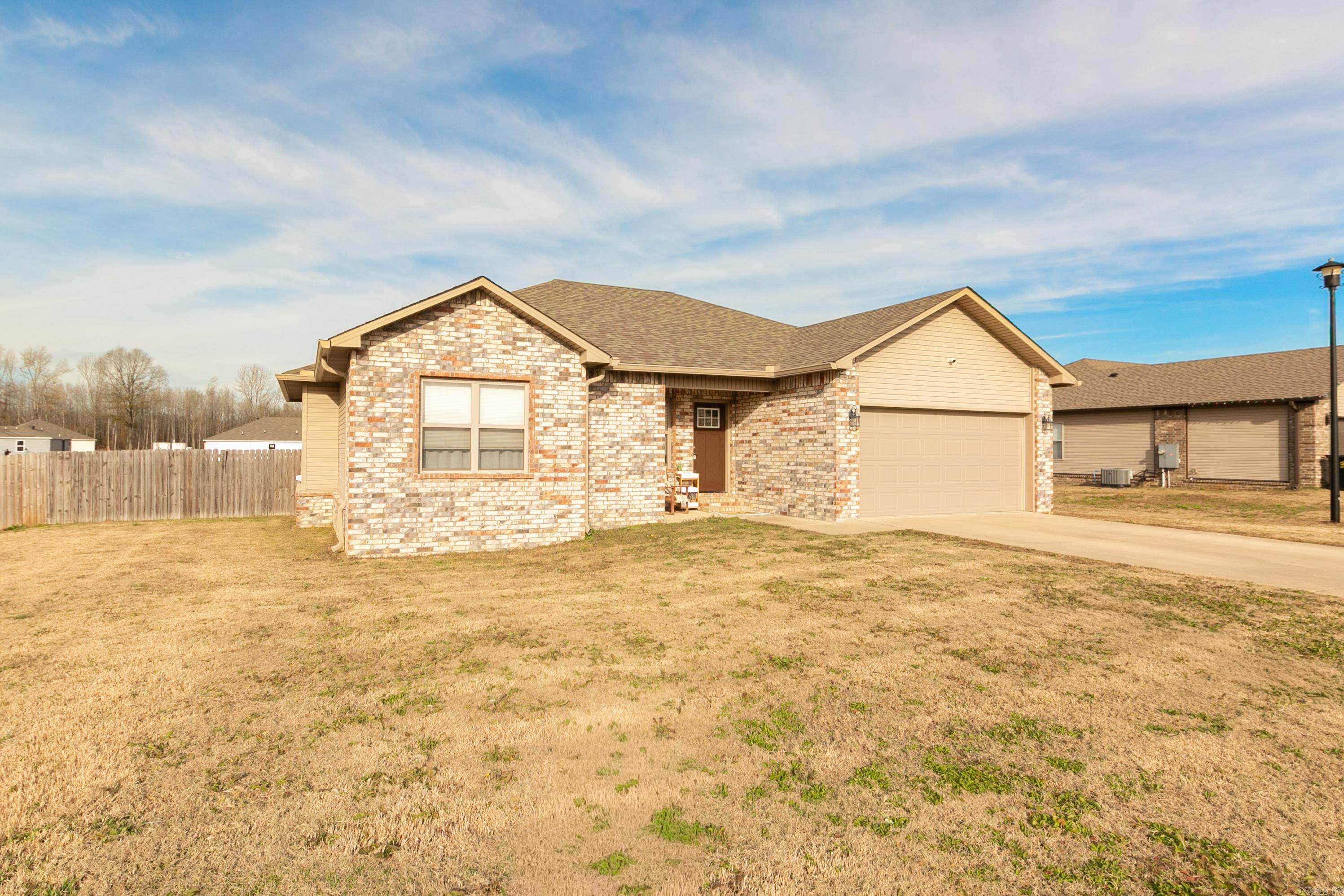 DEERFIELD ESTATES - Residential