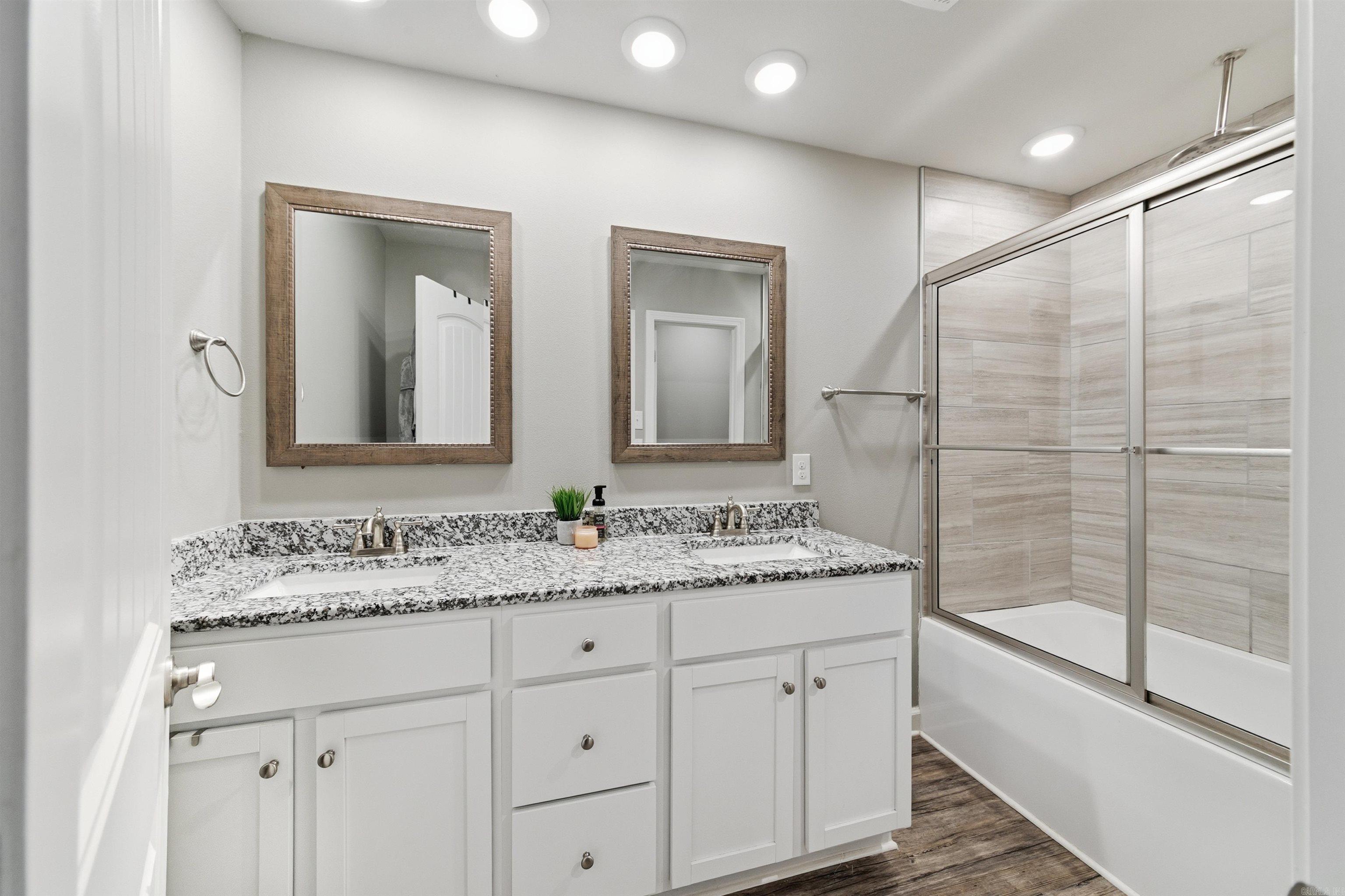 DEERFIELD ESTATES - Residential