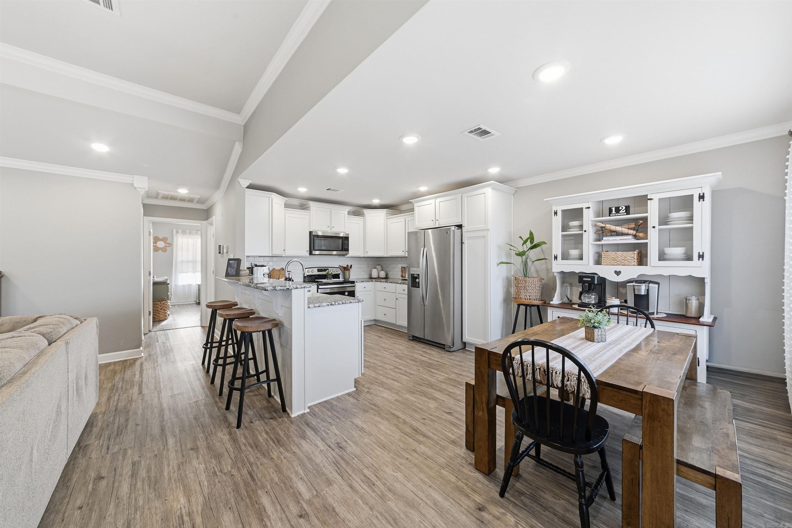 DEERFIELD ESTATES - Residential