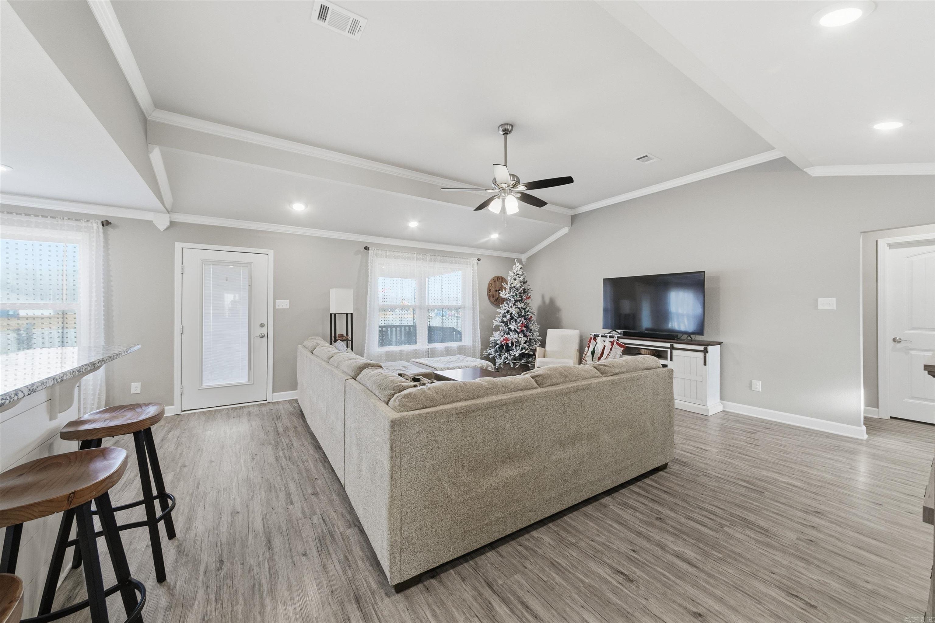 DEERFIELD ESTATES - Residential