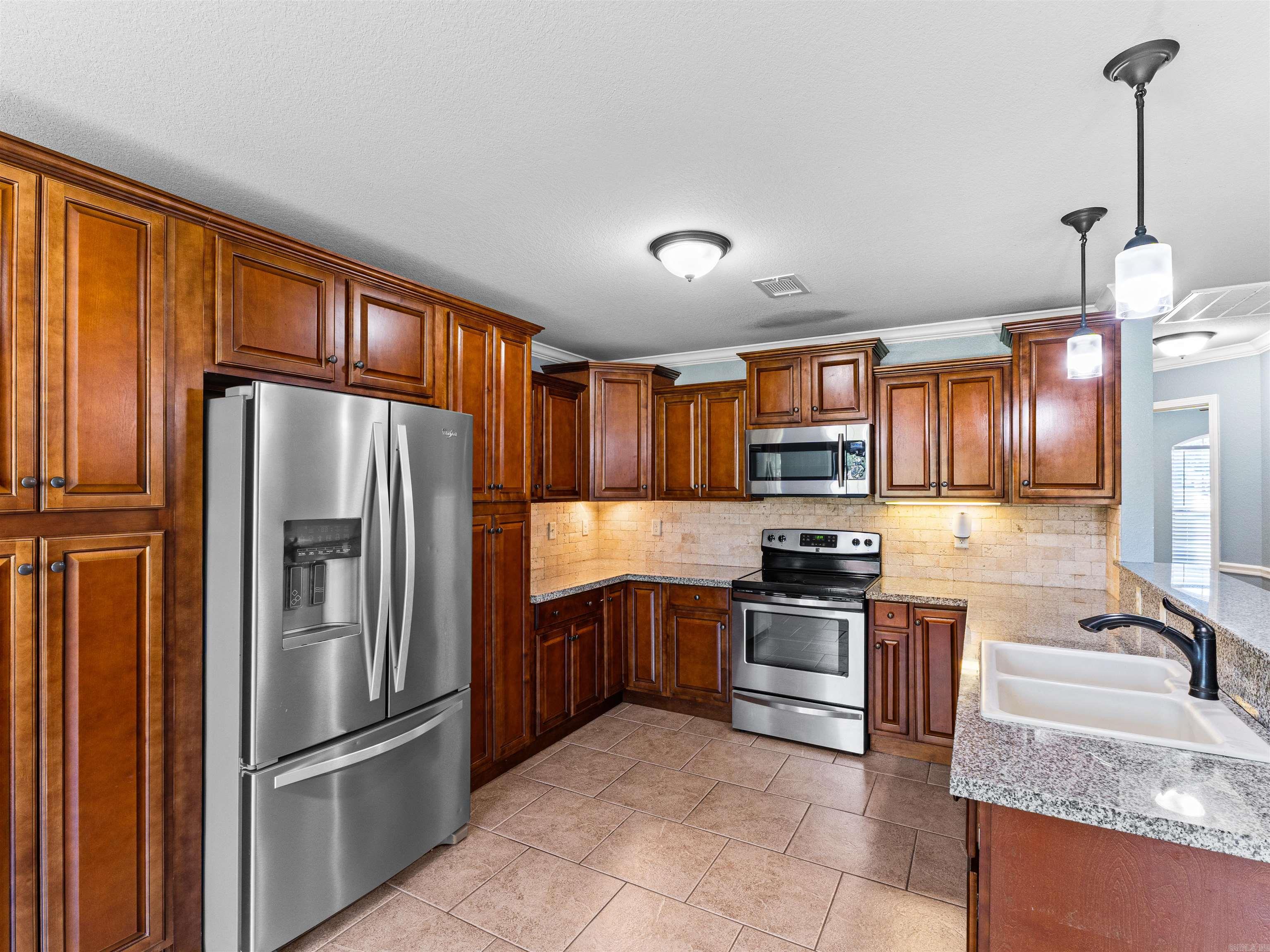 BOBWHITE - Residential
