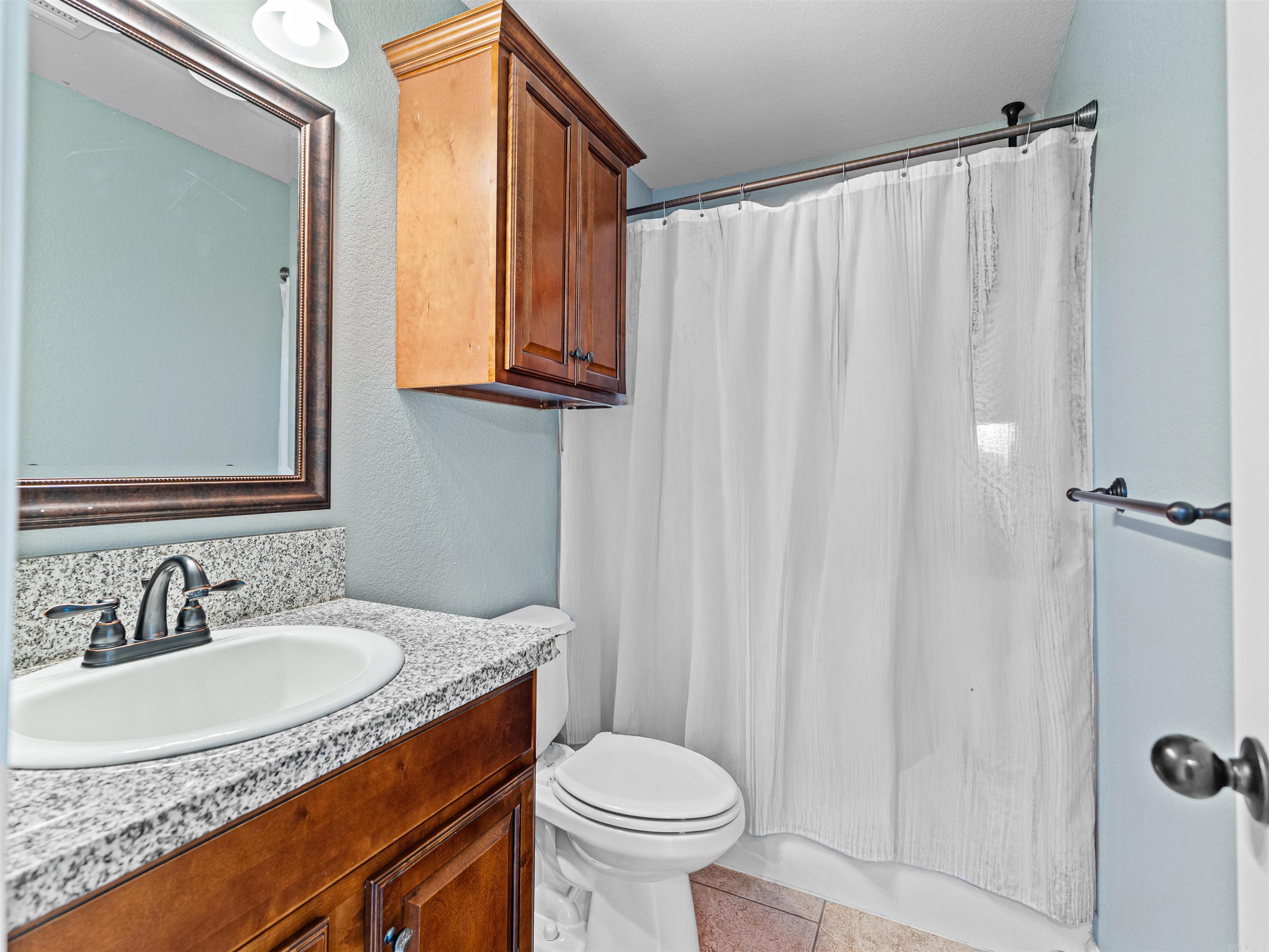 BOBWHITE - Residential