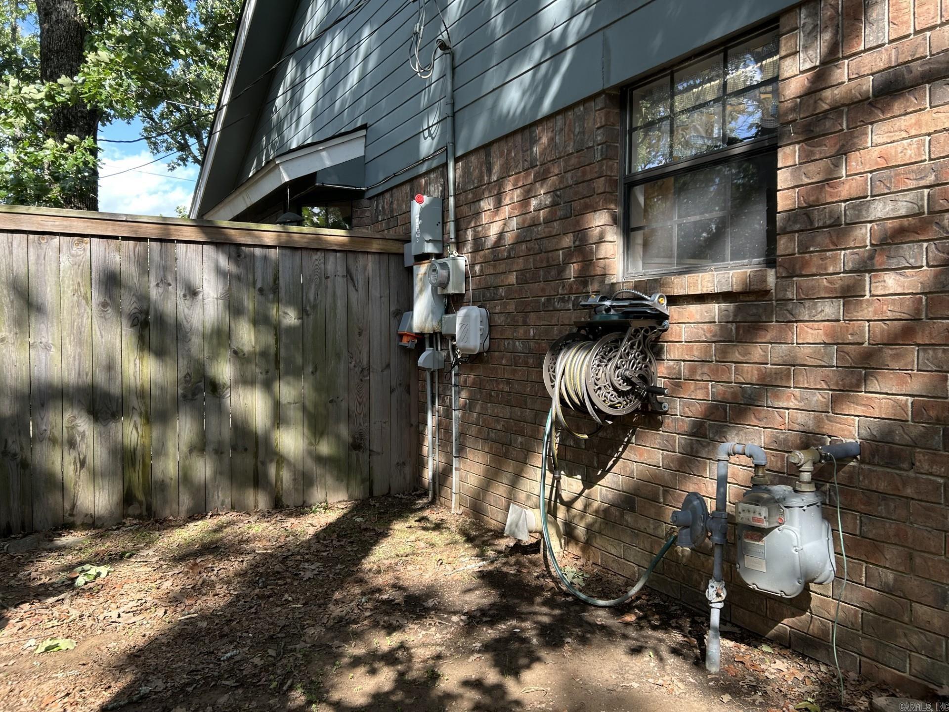 INDIAN HILLS - Residential