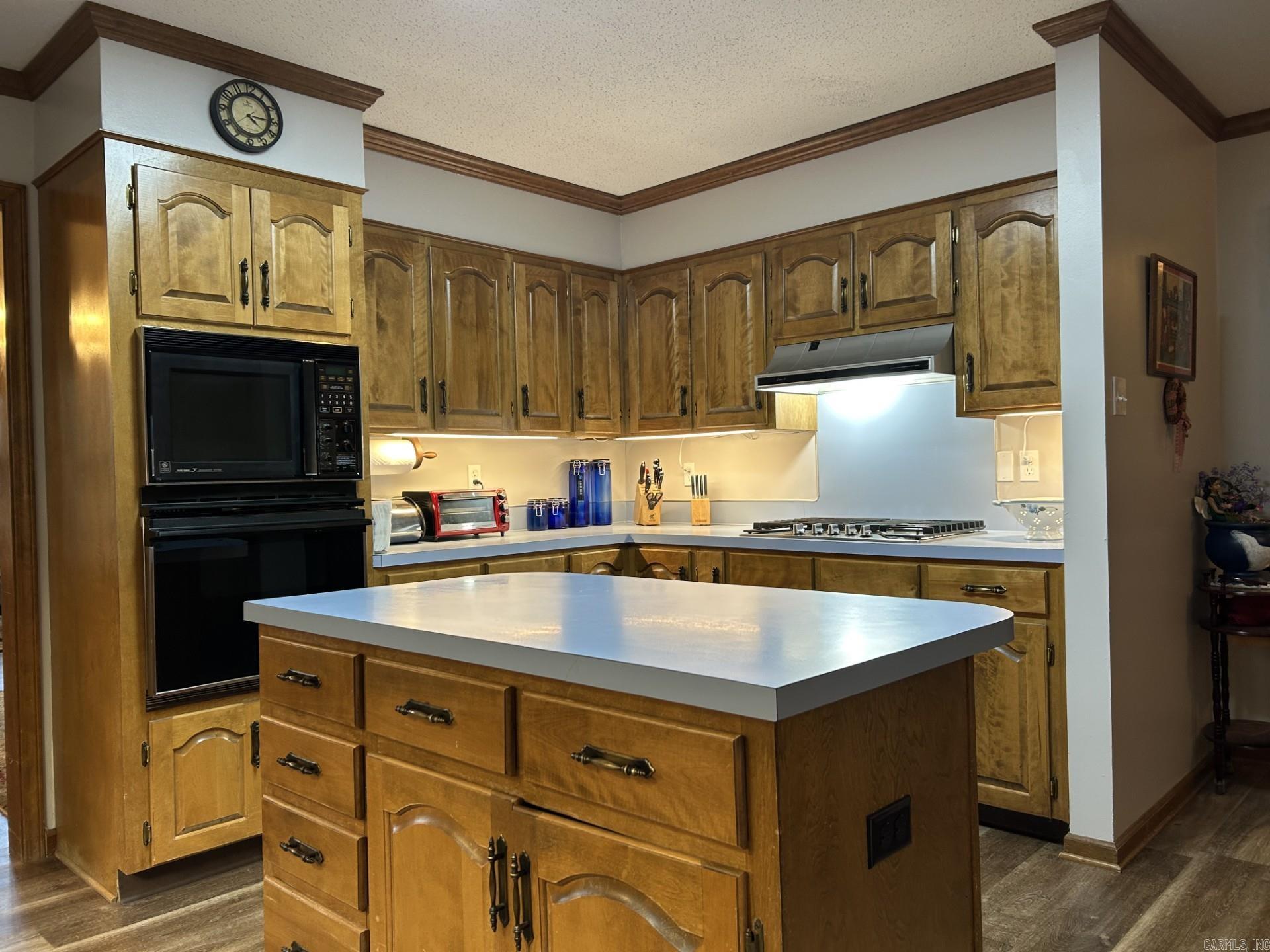 INDIAN HILLS - Residential