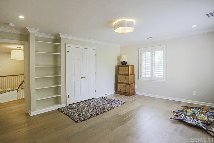 PLEASANT VALLEY - Residential