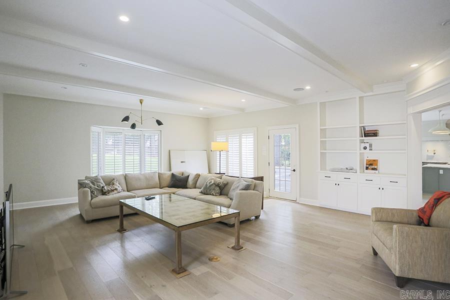 PLEASANT VALLEY - Residential