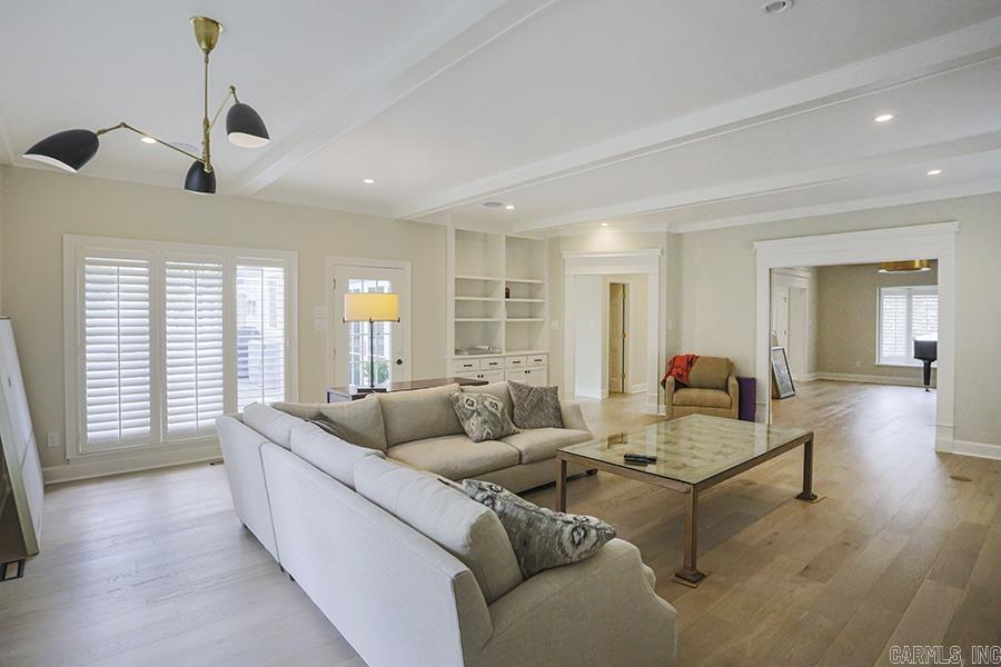 PLEASANT VALLEY - Residential