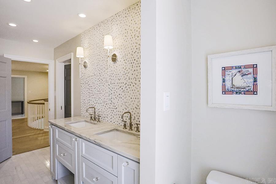 PLEASANT VALLEY - Residential