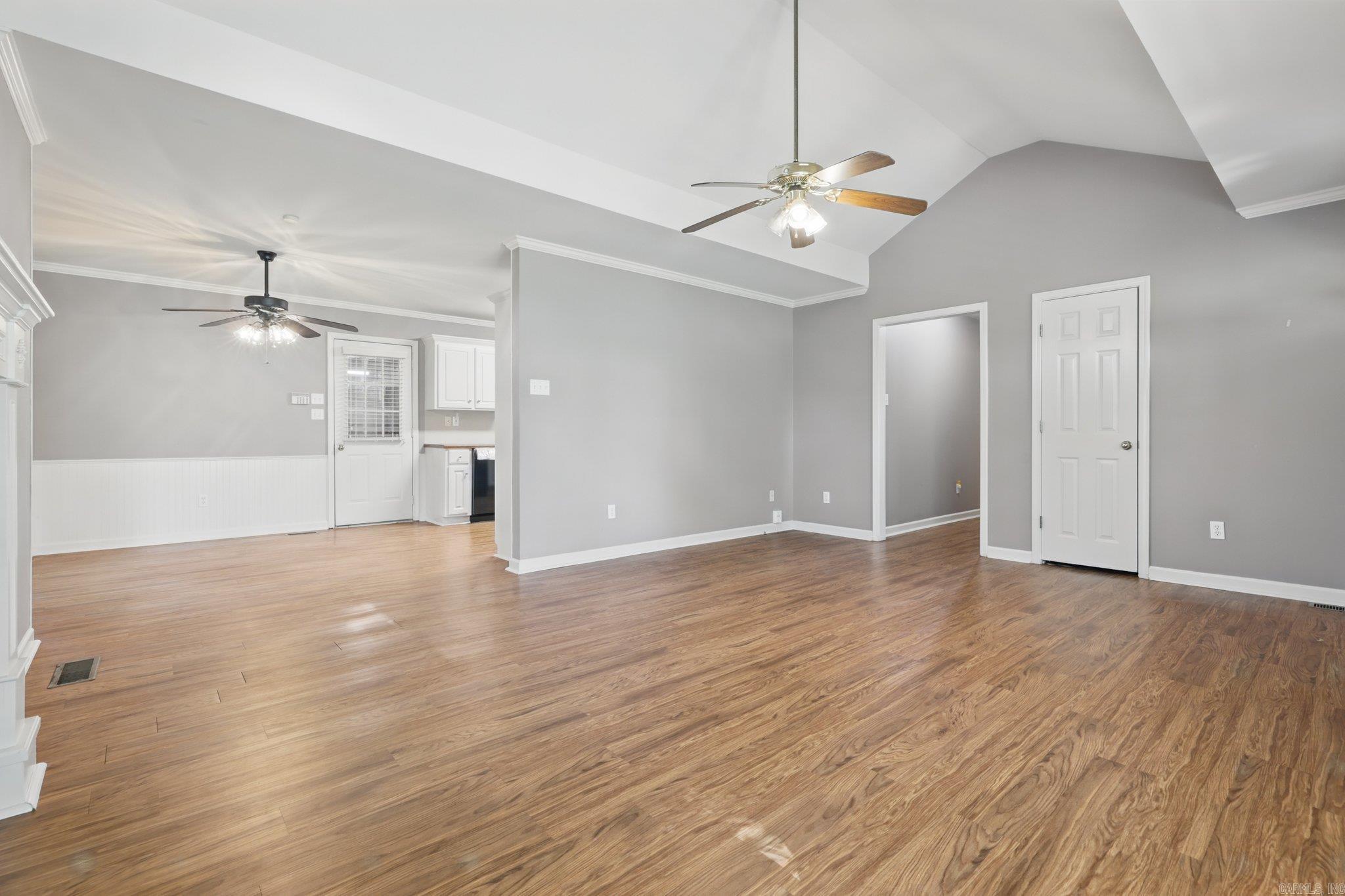 GOLDEN OAKS SUB - Residential