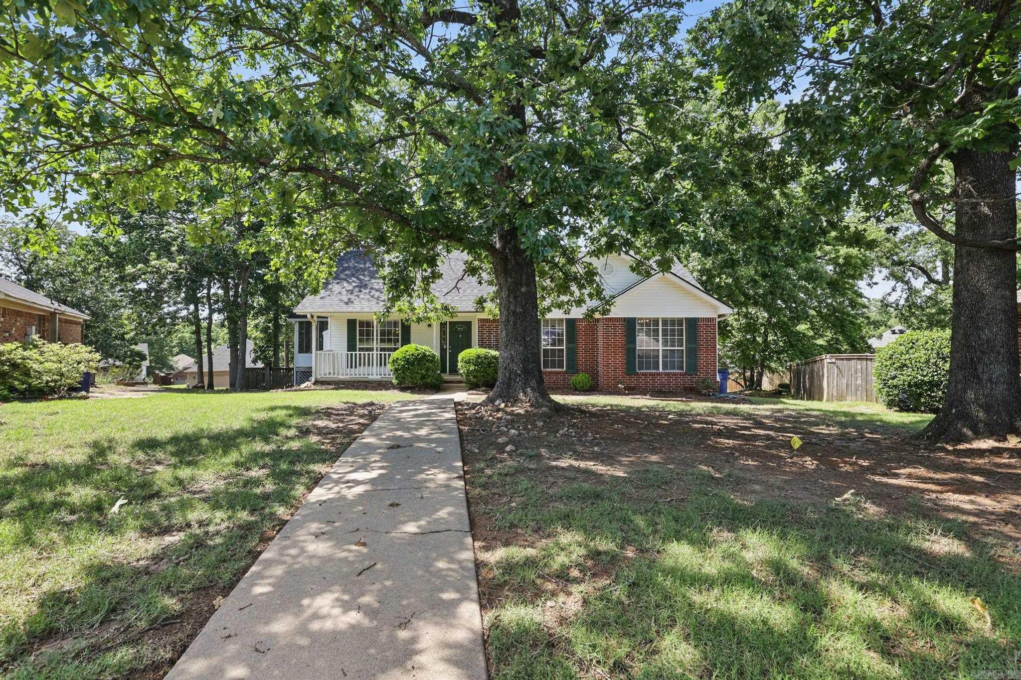 GOLDEN OAKS SUB - Residential